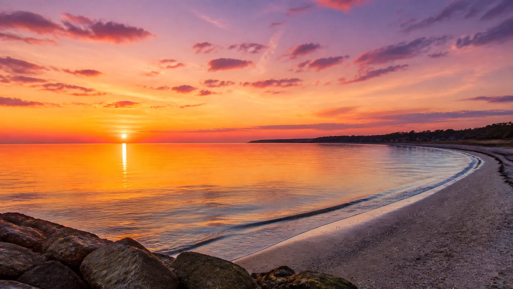 A peaceful Long Island shoreline at sunrise, representing the mental clarity achieved through hypnotherapy.