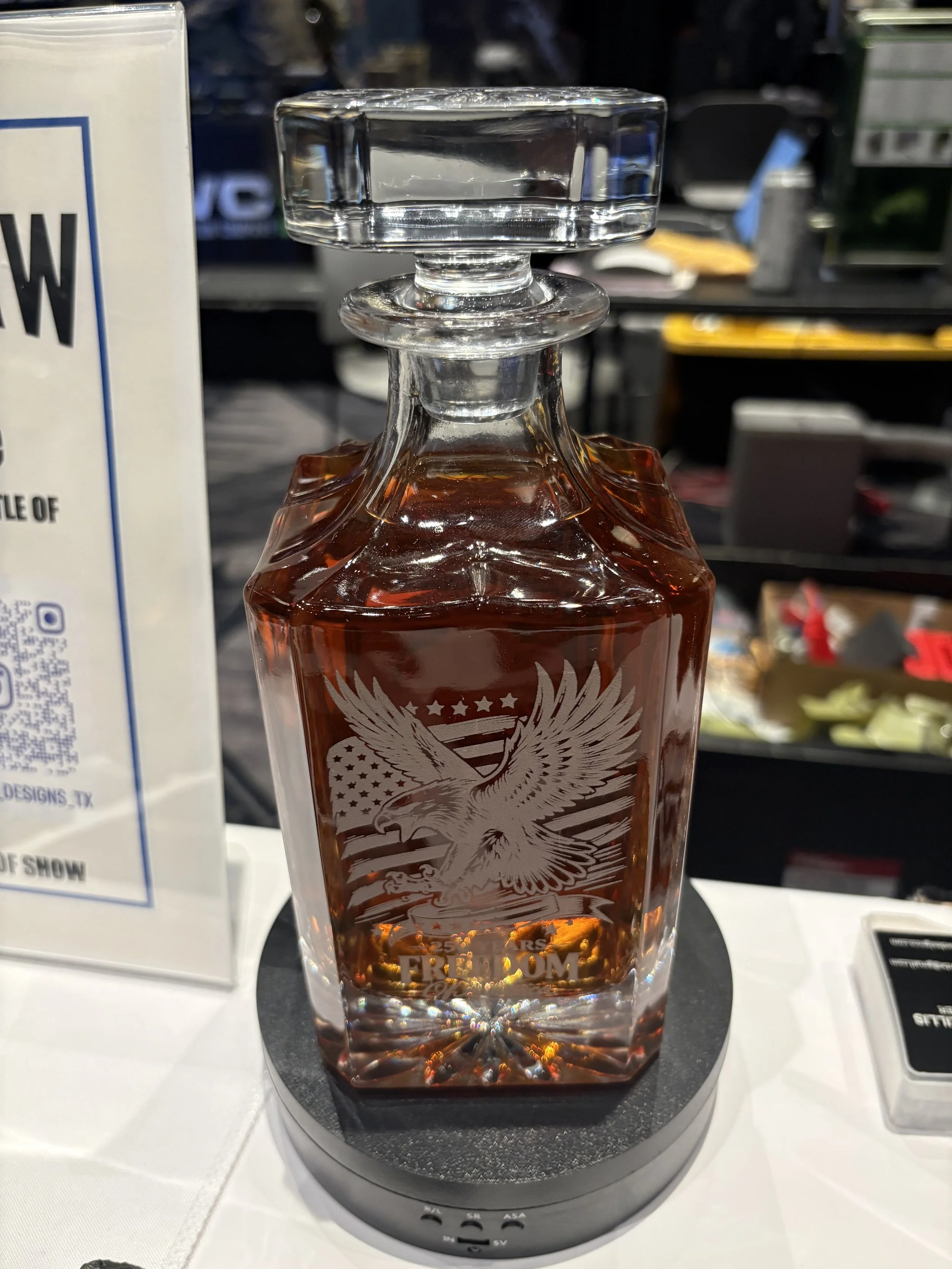 750mL Glass Decanter