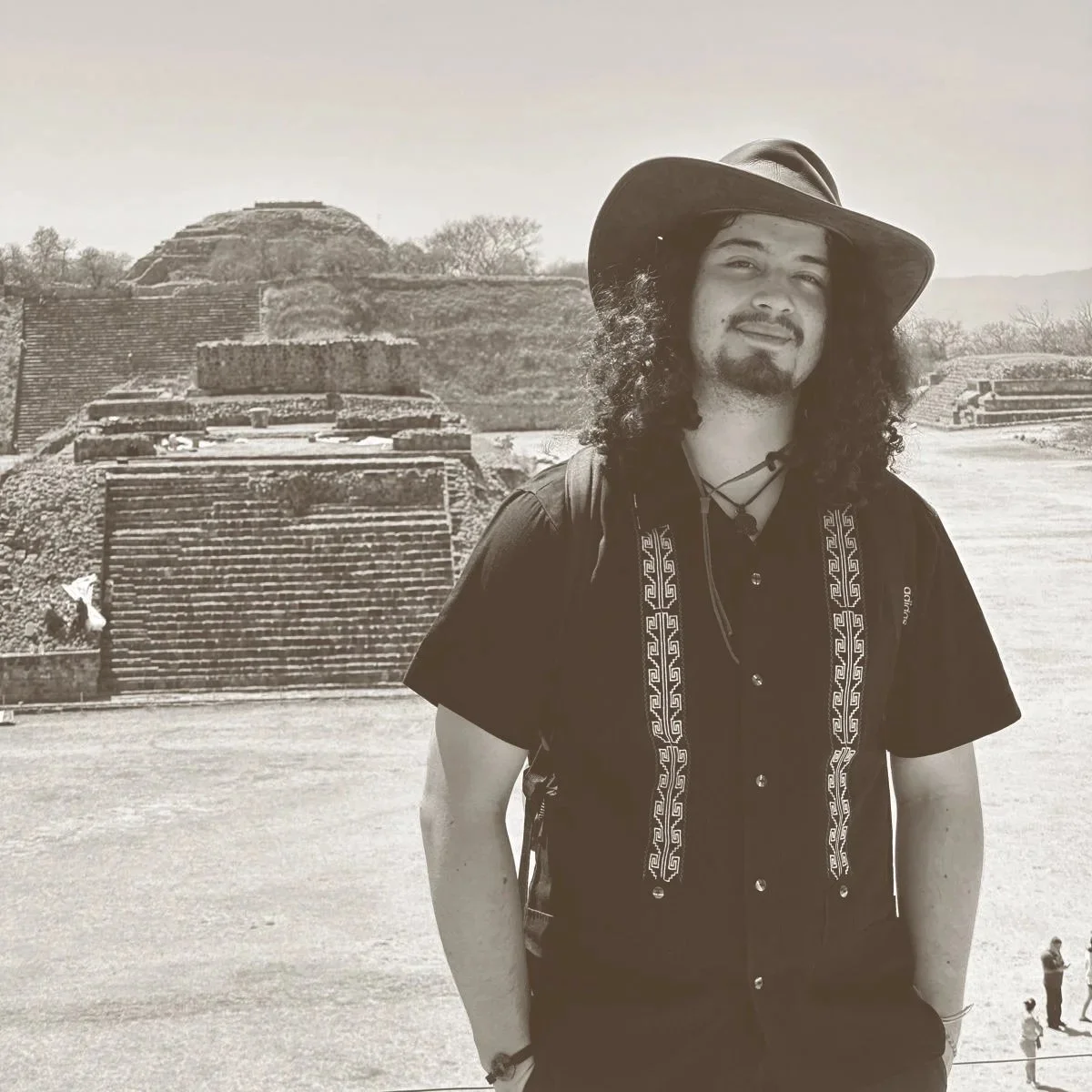 Diego Barrios-Stewart_Duotone.jpg