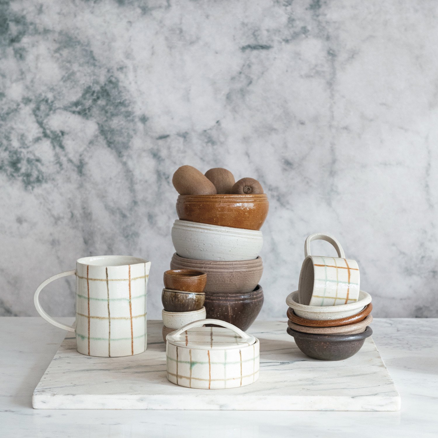 32OZ. HAND-PAINTED STONEWARE PITCHER