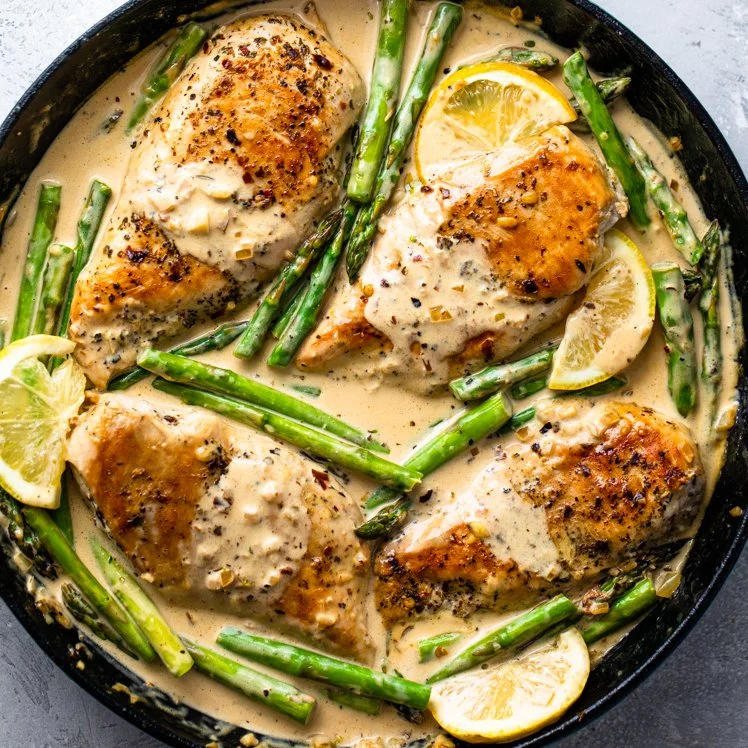 Creamy-Lemon-Chicken-With-Asparagus-4.jpg