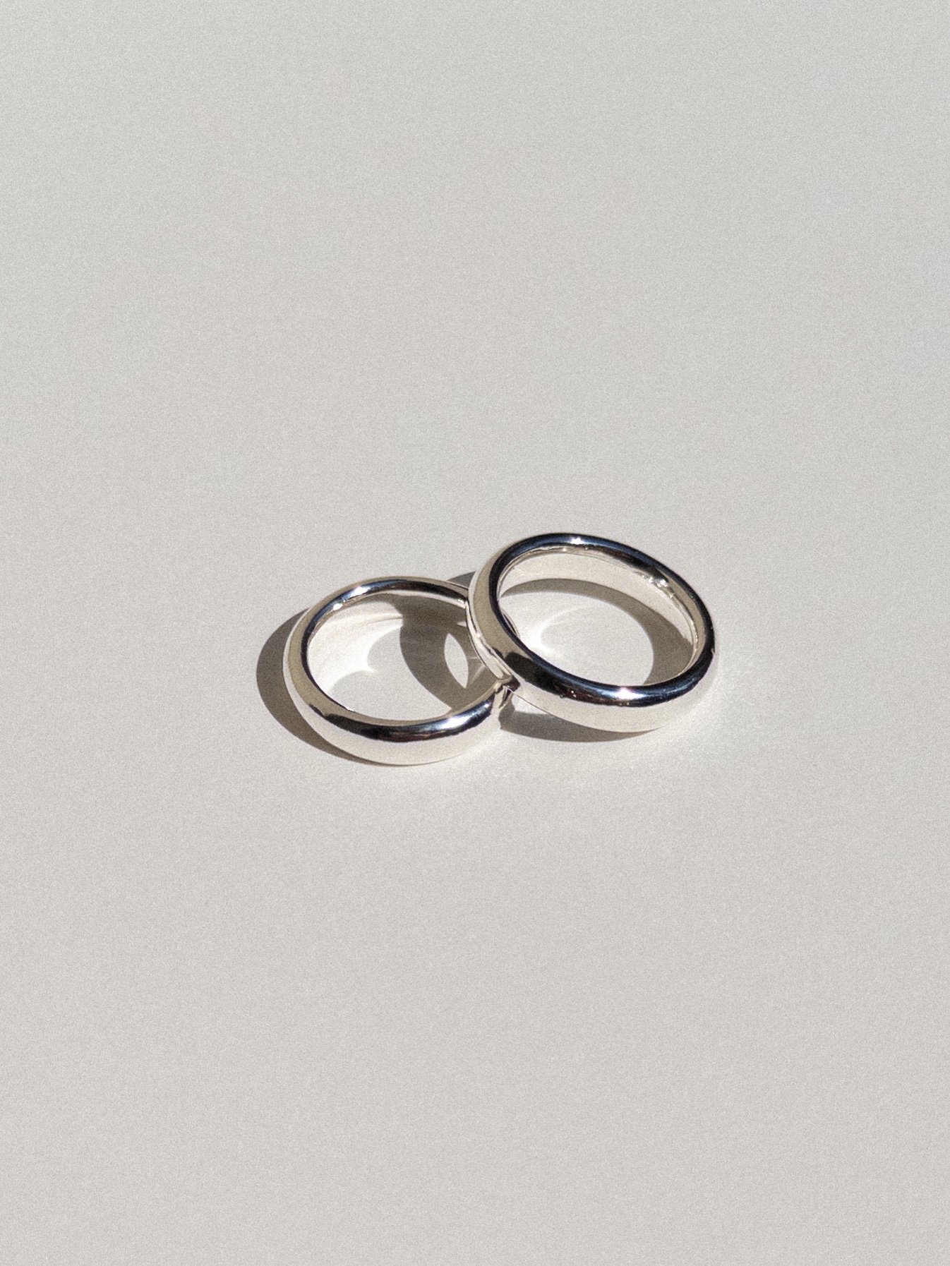 classic band ring