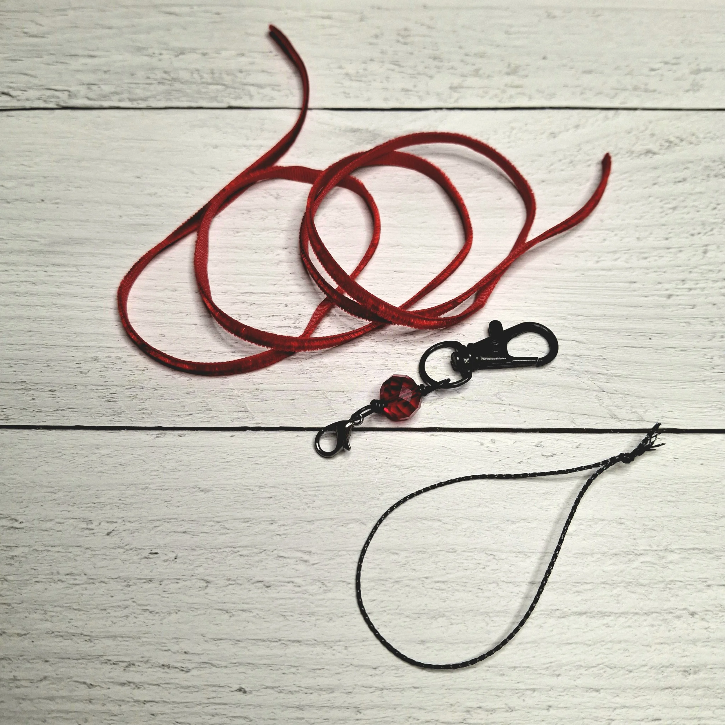 Red Clip.jpg