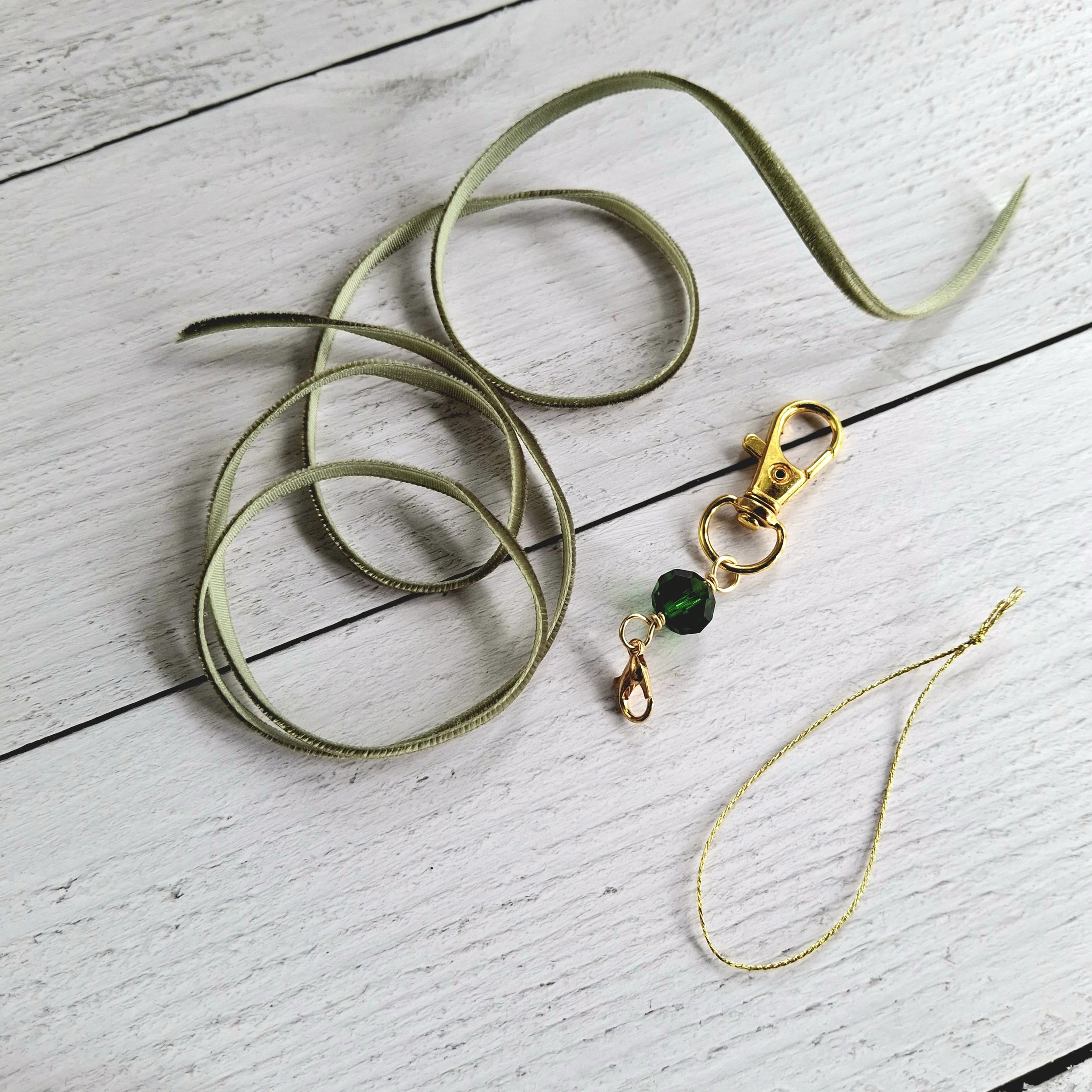 Green and Gold Clip.jpg