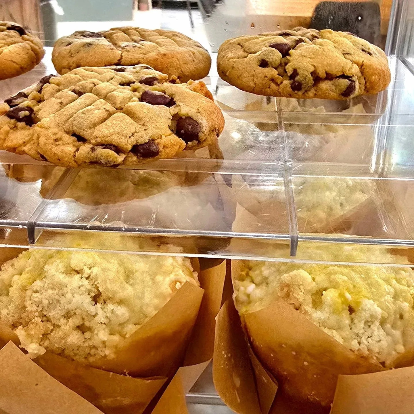 Come get something sweet to end your week! 

We have peanut butter chocolate chip cookies and lemon Streusal muffins freshly baked this morning!