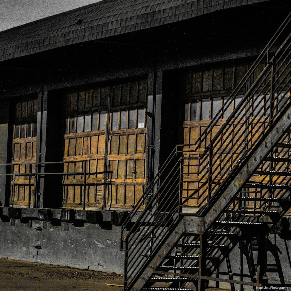 Gifts That Pair Well With Every Bottle of Vodka