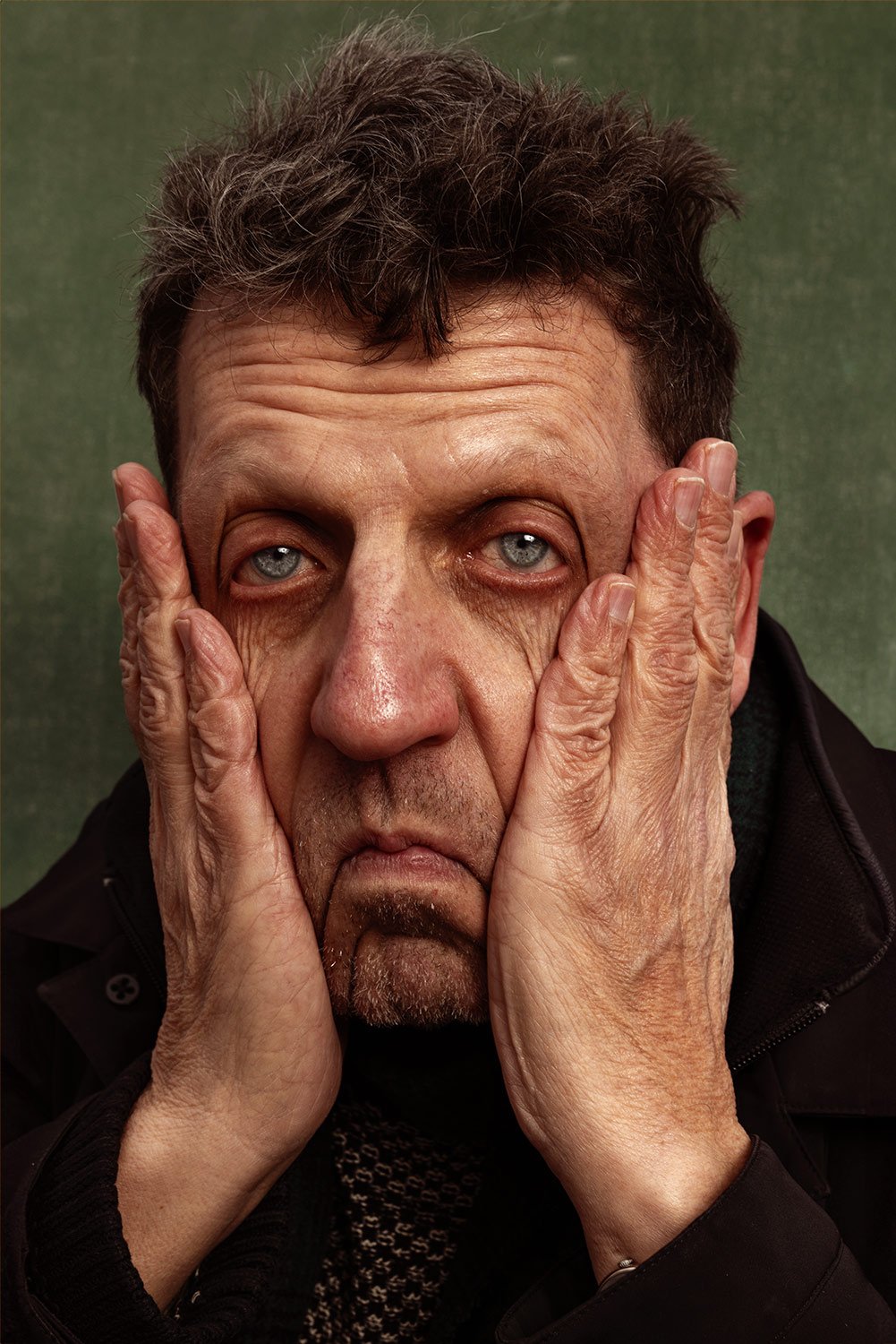 intens-closeup-soeren-hauch-fausboell-dansk-skuespiller.jpg