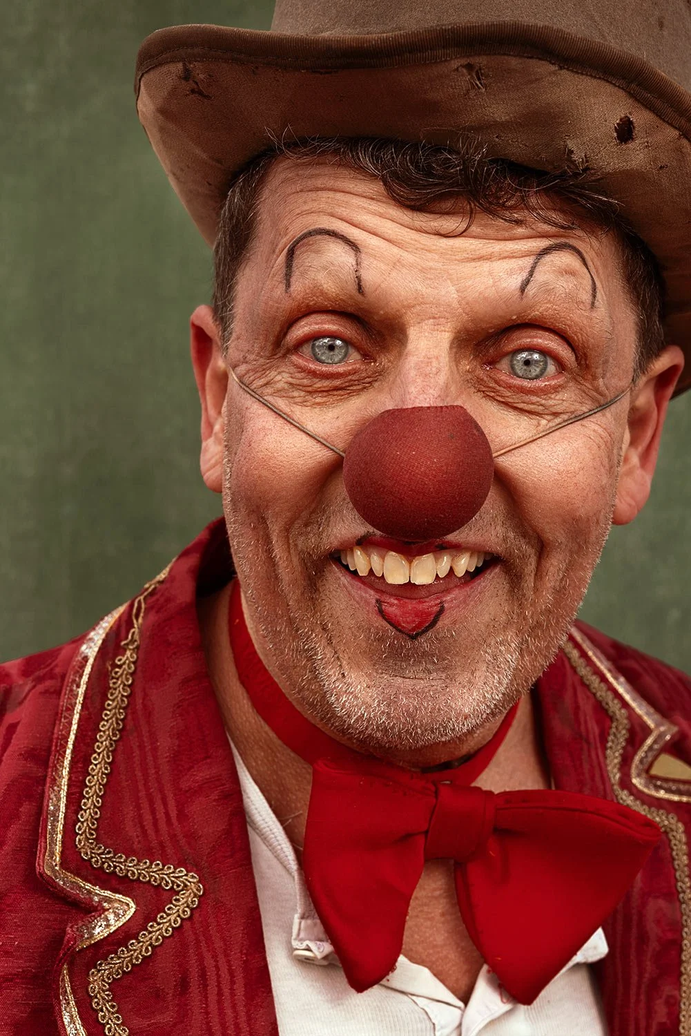 clown-closeup-portrait-danish-actor-soeren-hauch-editorial-photography.jpg