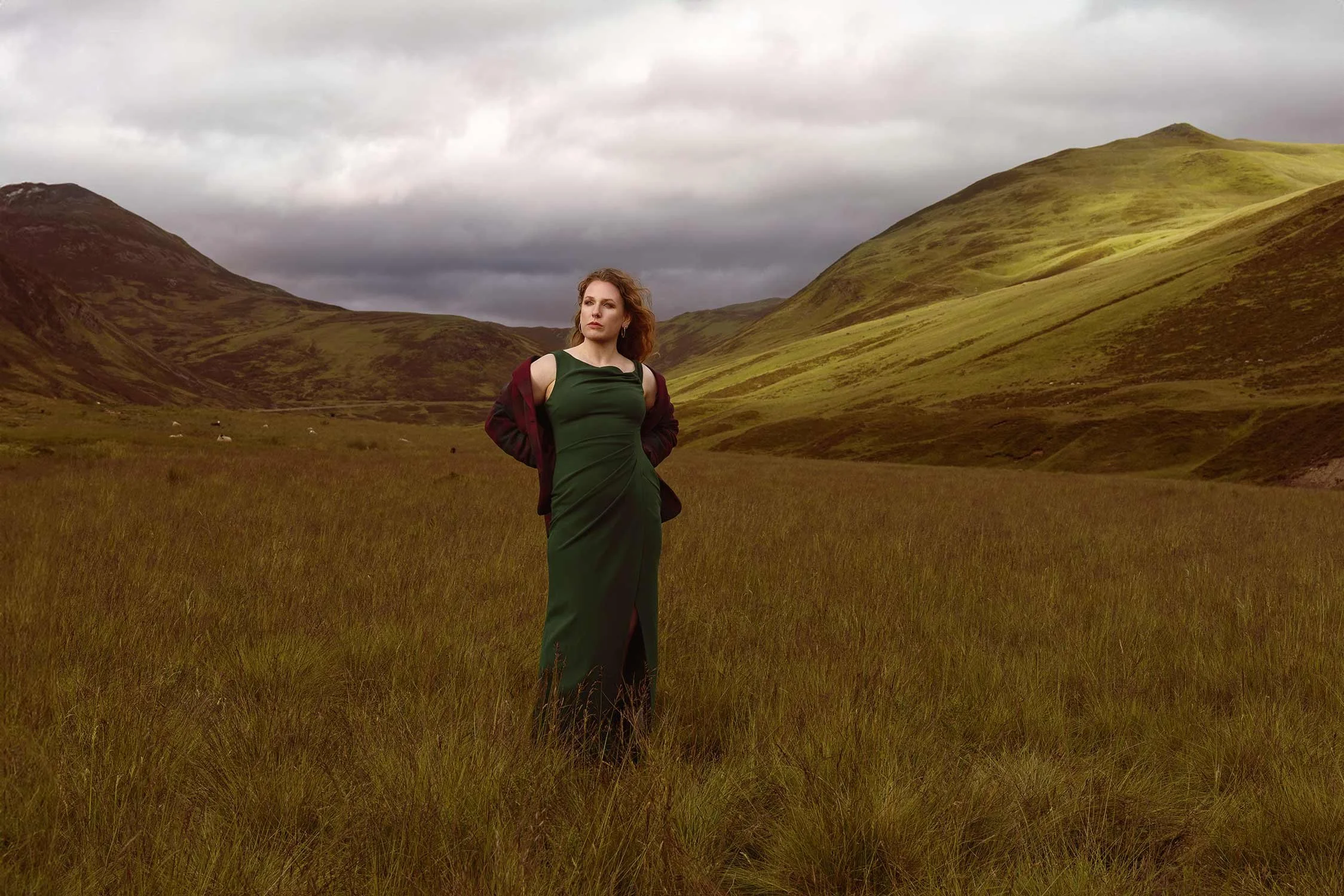 destination-portrait-photography-highlands-green-dress-scotland.jpg