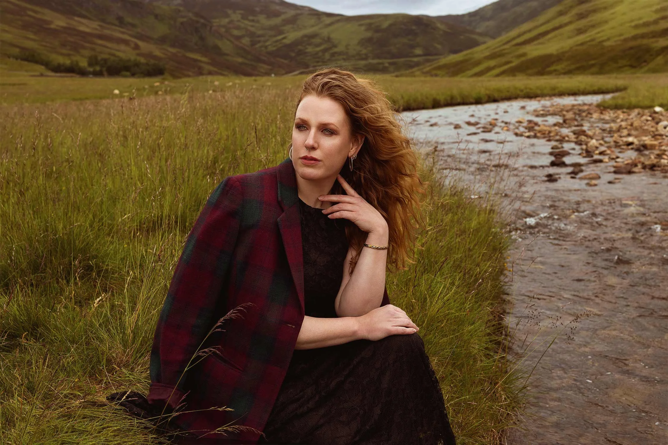 Cairngorms-national-park-editorial-portrait-woman-scottish-highlands.jpg