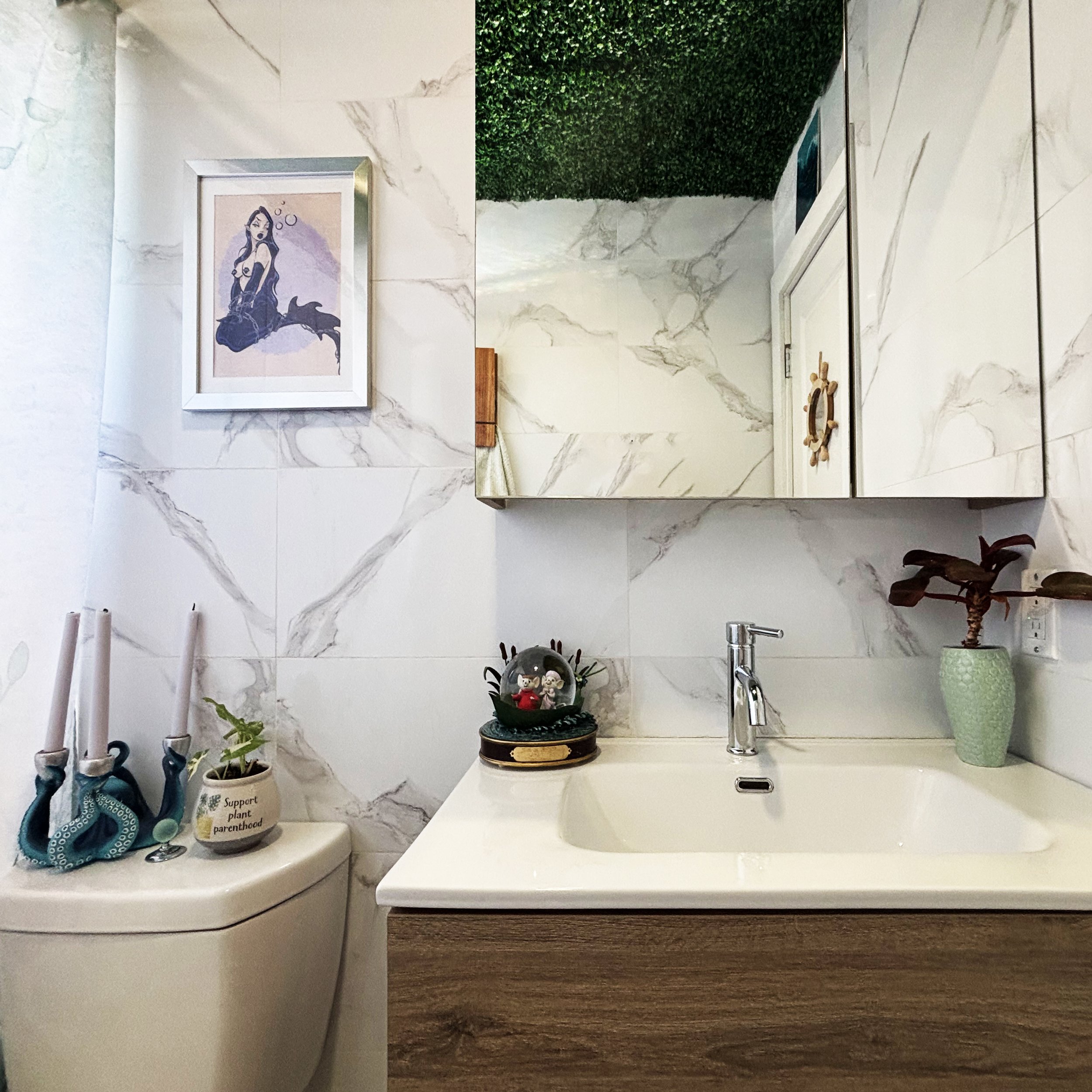 bathroom 2.jpg