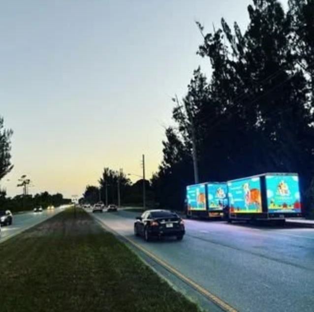 Mobile Billboard vs. Static Billboard: Which Delivers Better ROI? A U.S. Cost and Performance Comparison