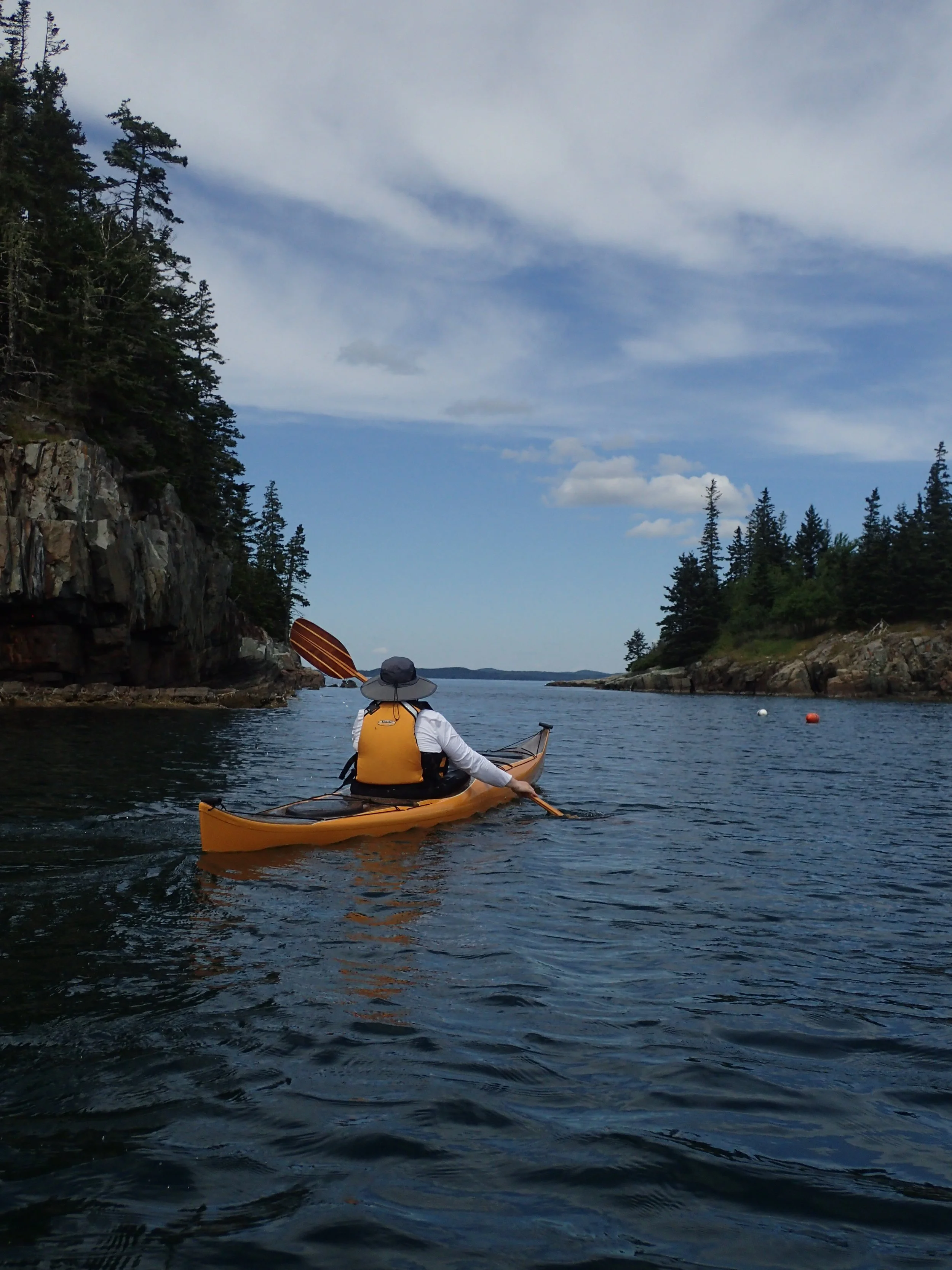 Paddling a Petrel Play sea kayak out to sea