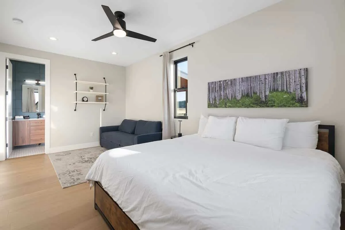 Elevated Escape King 1.jpg