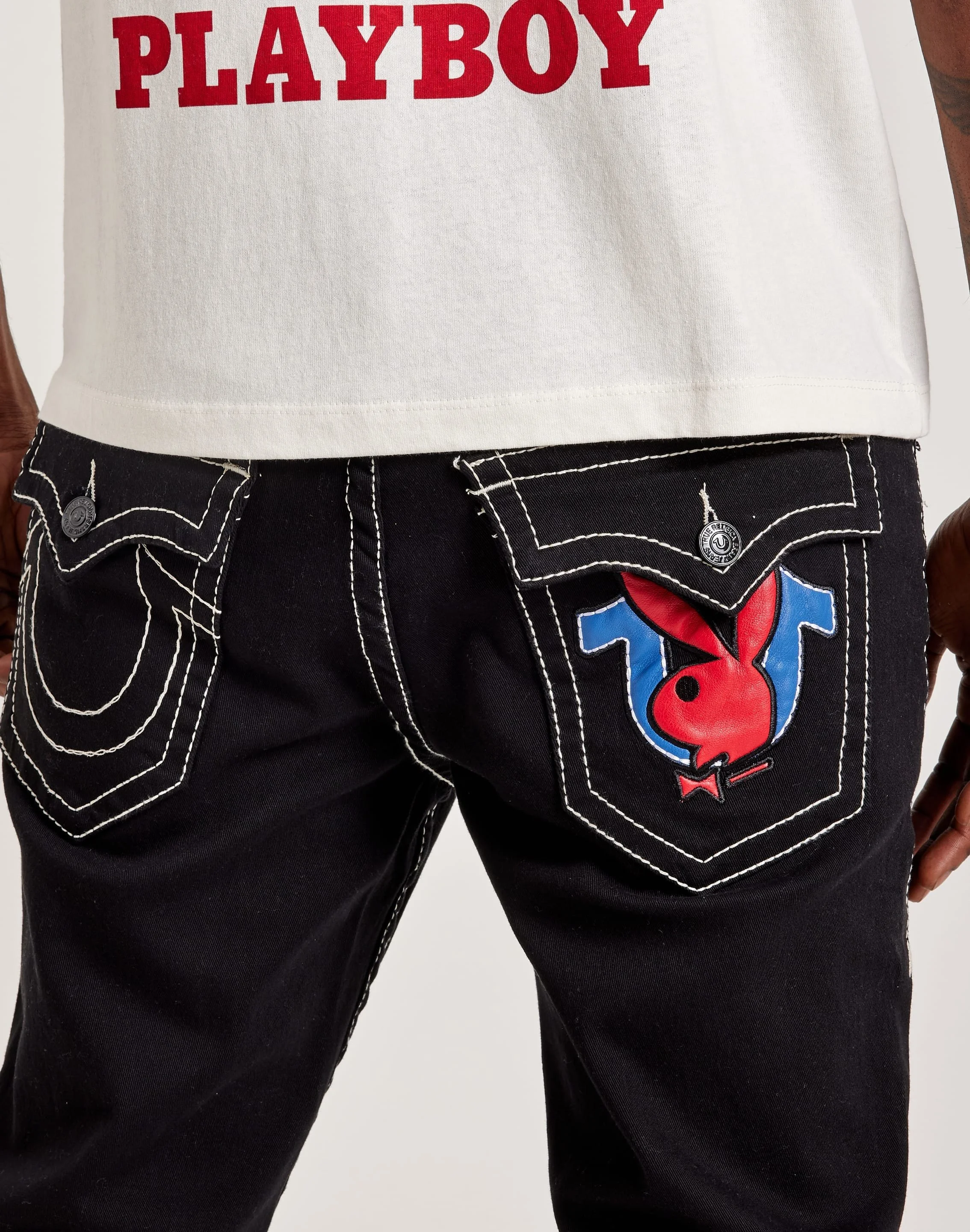 true_20religion_109420C_M-122.jpg