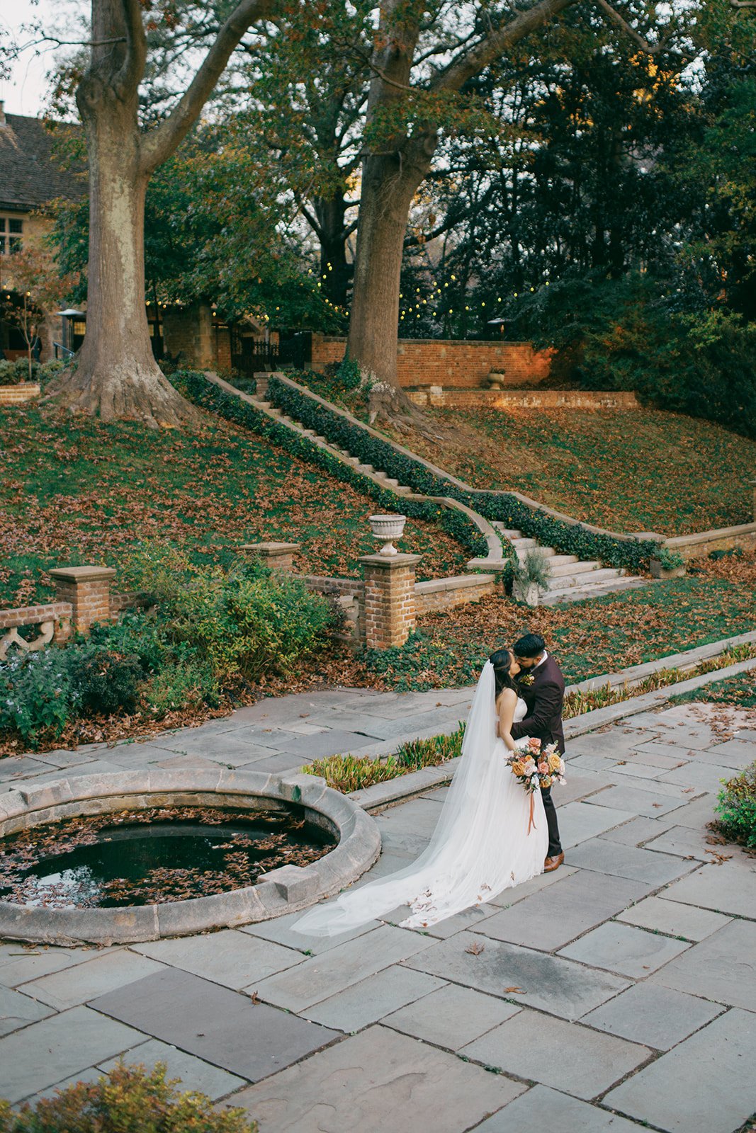Nicole_Carlos_wedding_ridgeandramble-6919.jpg