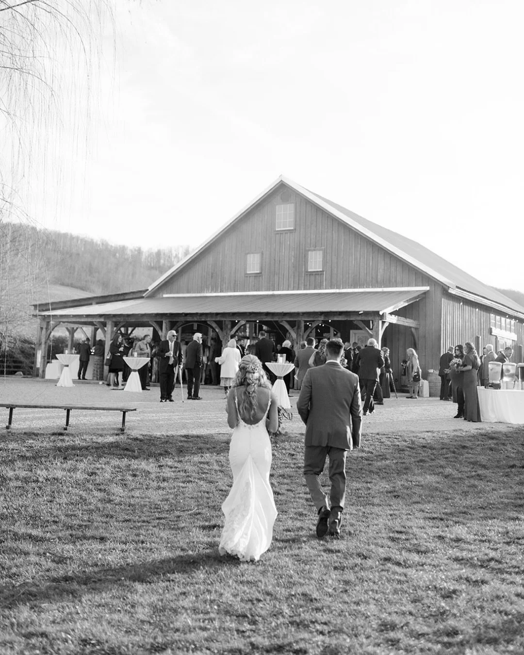 Happy Anniversary to The Scotts!✨Their 2022 wedding was full of so much love, pup included. Engagement to family photos. 3 years later they&rsquo;re a family of 3! Plus Piper of course, she was there every step of the way. Getting to photograph each 