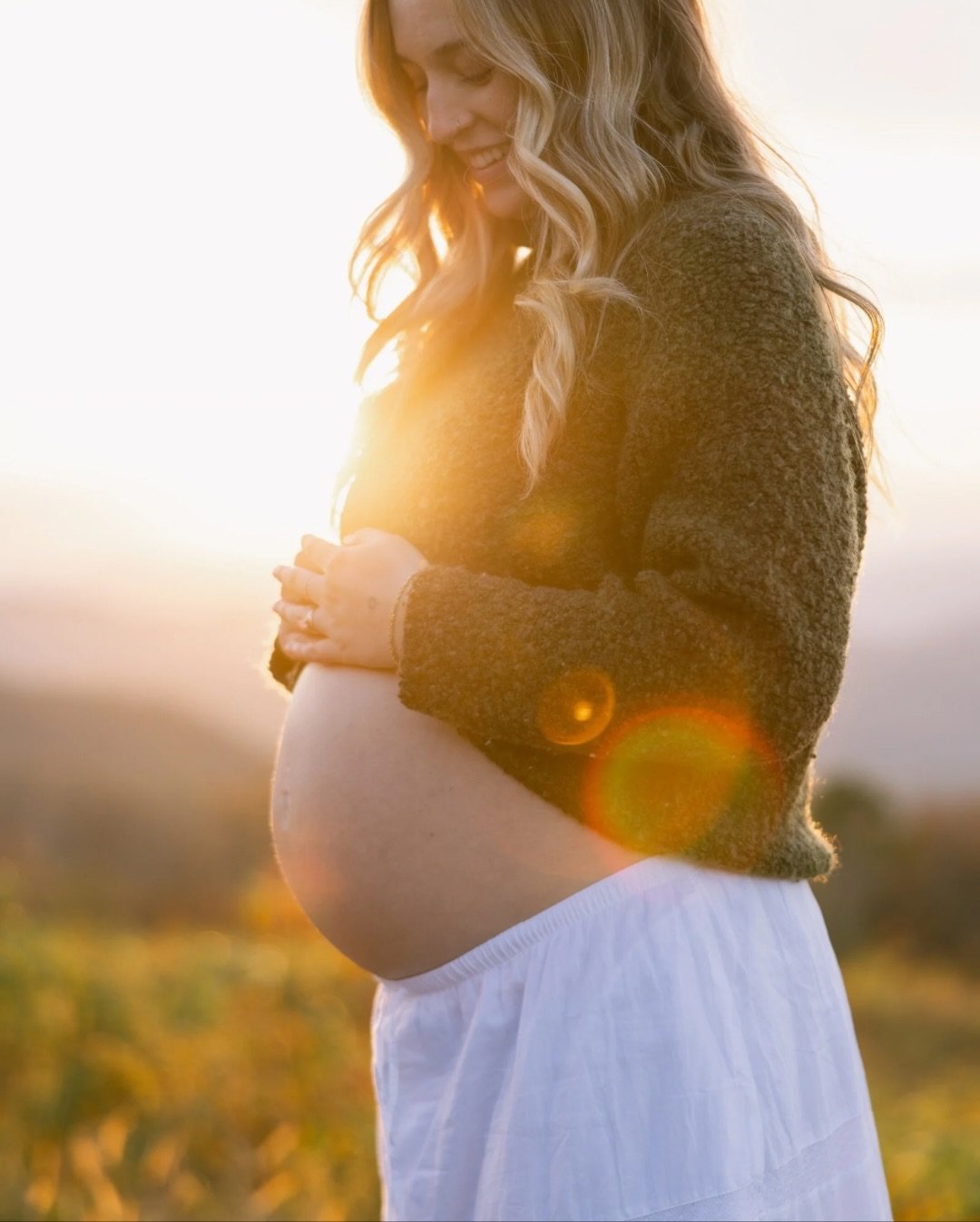 The Lawsons on the edge of welcoming home their sweet baby &amp; becoming 3 🤍