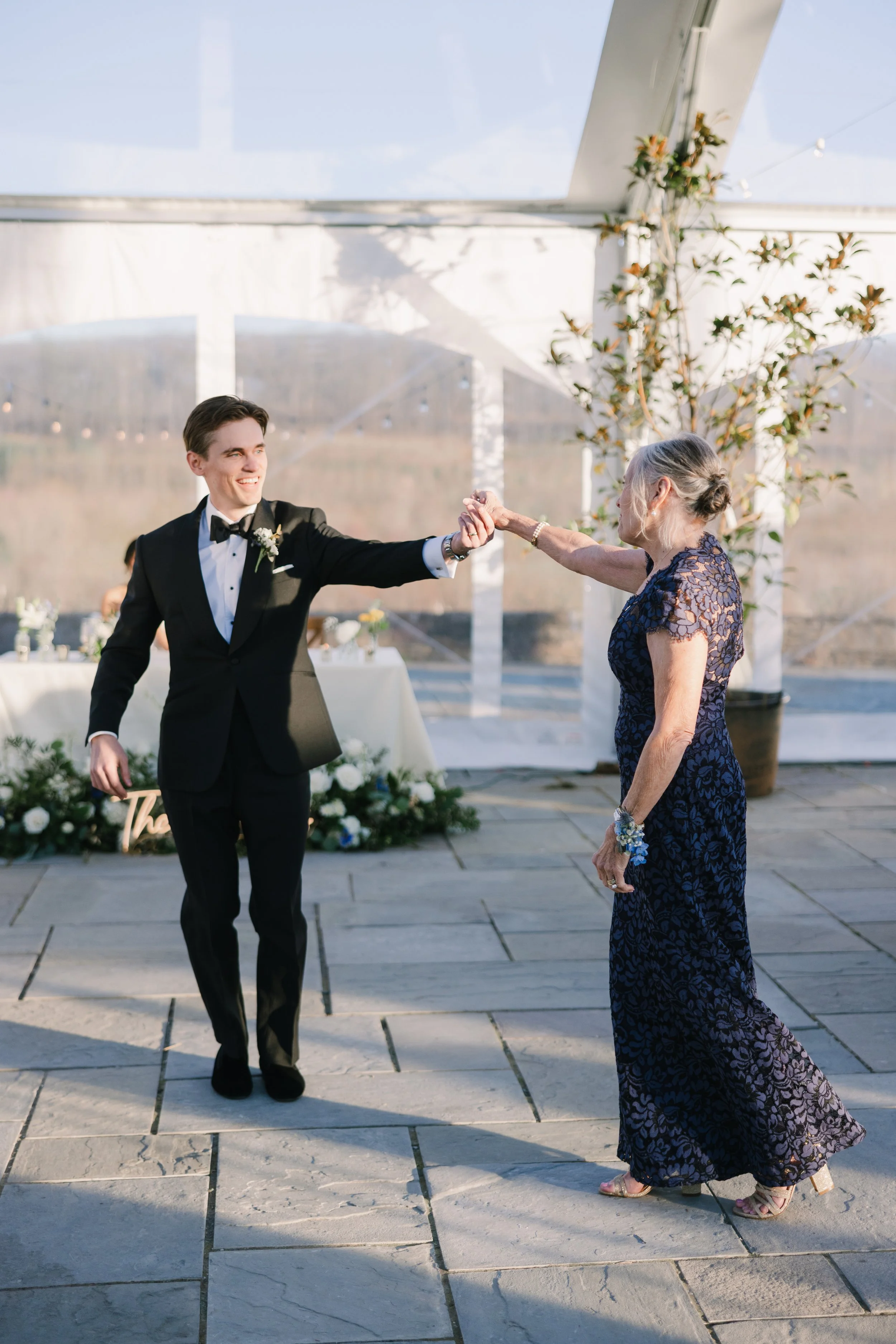 Laura_Matthew_wedding_charlottesvillevirginia_wedding_photographer_thelehmancollective-1848.jpg
