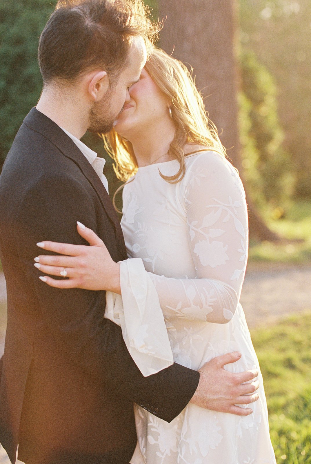 Ashley_Adrien_engagement_TheMarketatGrelen_charlottesvillevirginia_wedding_photographer_thelehmancollective-10-2.jpg