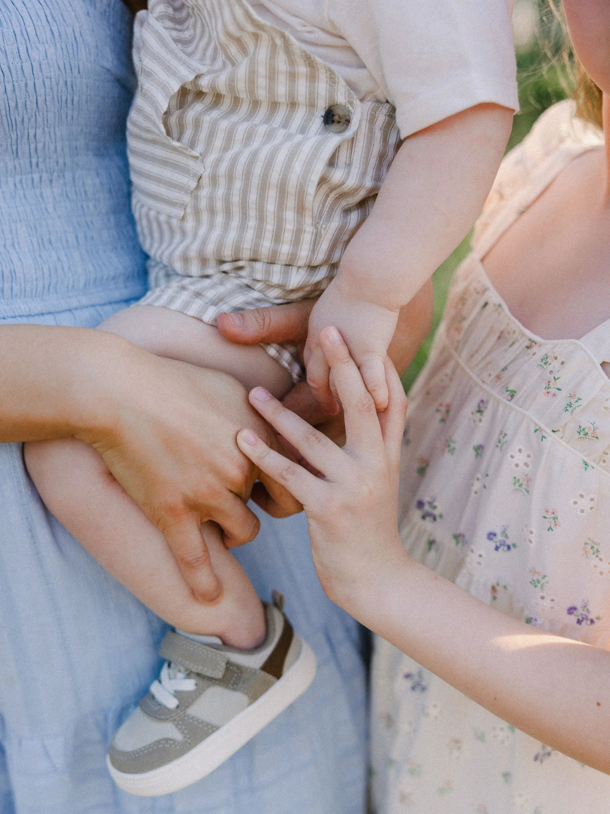 You voted &amp; the results are in! 🌸
Summer Garden Mini Sessions coming next month!
Think open fields, historic gardens &amp; summer evening light with the fam☀️
Details including location, date &amp; booking info will be announced this Saturday mo