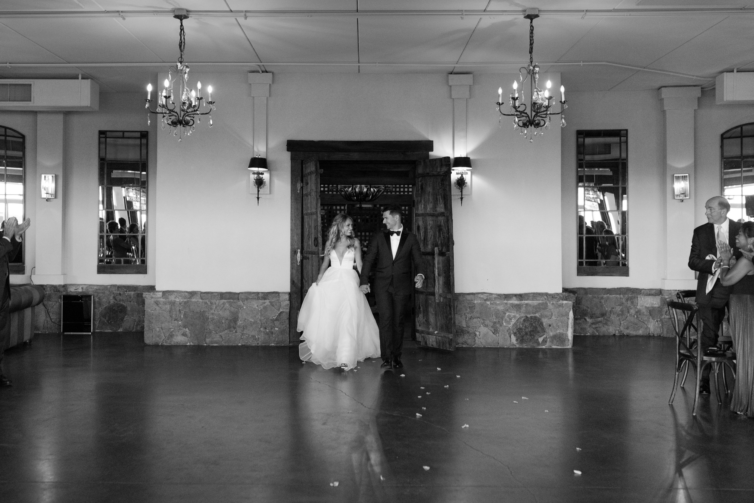 stone_tower_winery_leesburg_va_charlottesville_wedding_photographer-159838.jpg