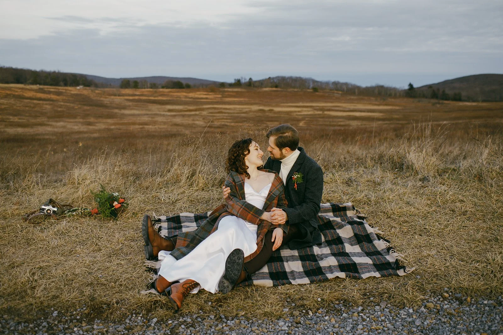 Megan_Tyler_elopement_kelseyrae-30221.jpg