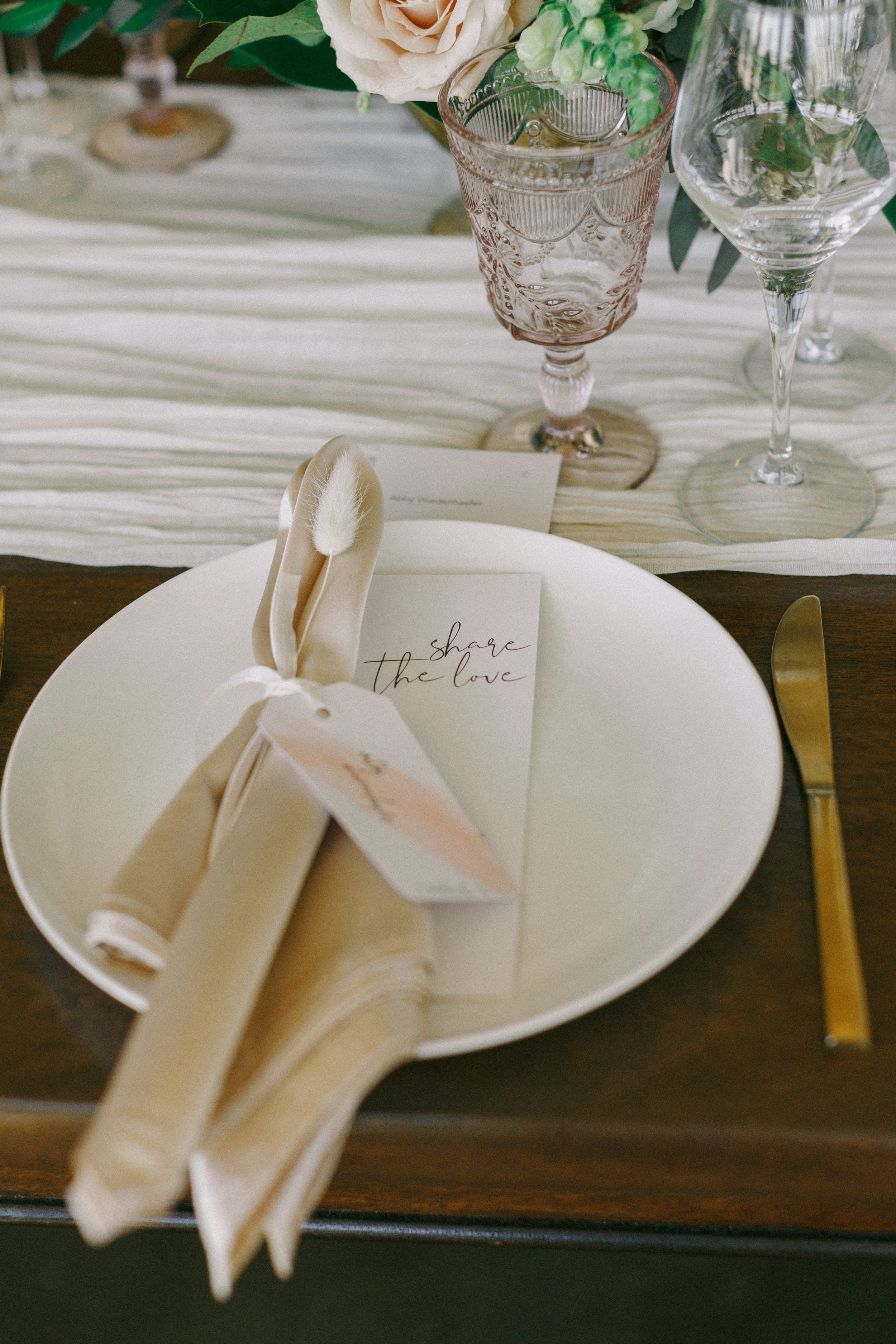 stone_tower_winery_leesburg_va_charlottesville_wedding_photographer-153561.jpg