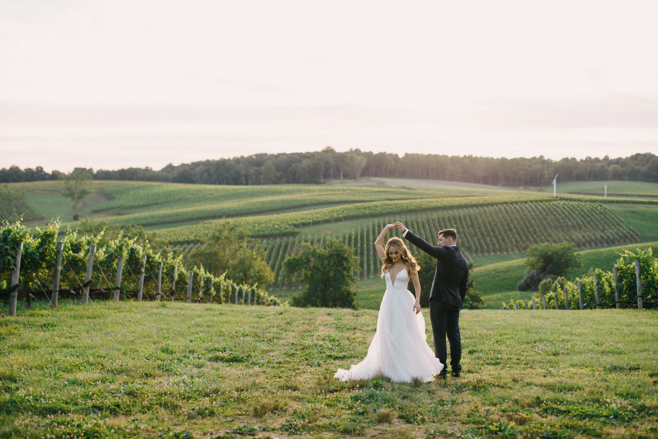 stone_tower_winery_leesburg_va_charlottesville_wedding_photographer-153884.jpg