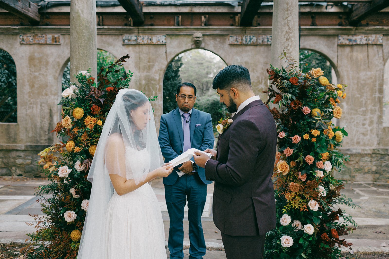 Nicole_Carlos_wedding_ridgeandramble-6677.jpg