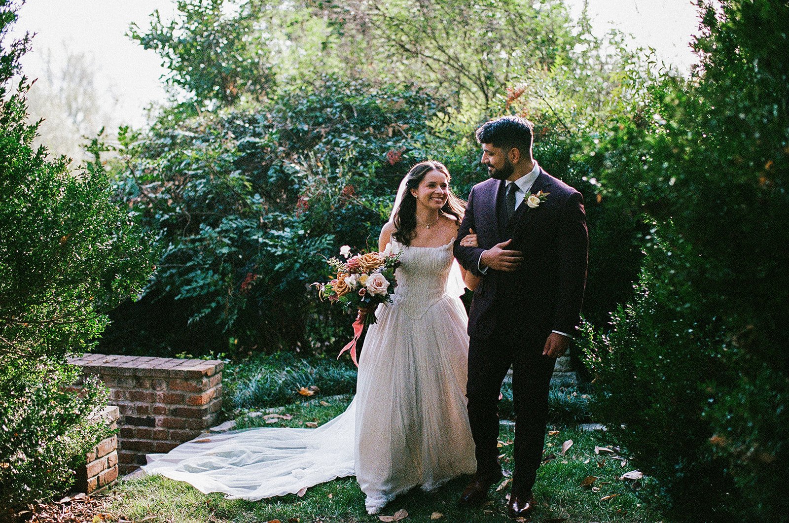 Nicole_Carlos_wedding_ridgeandramble-241209000315030014.jpg