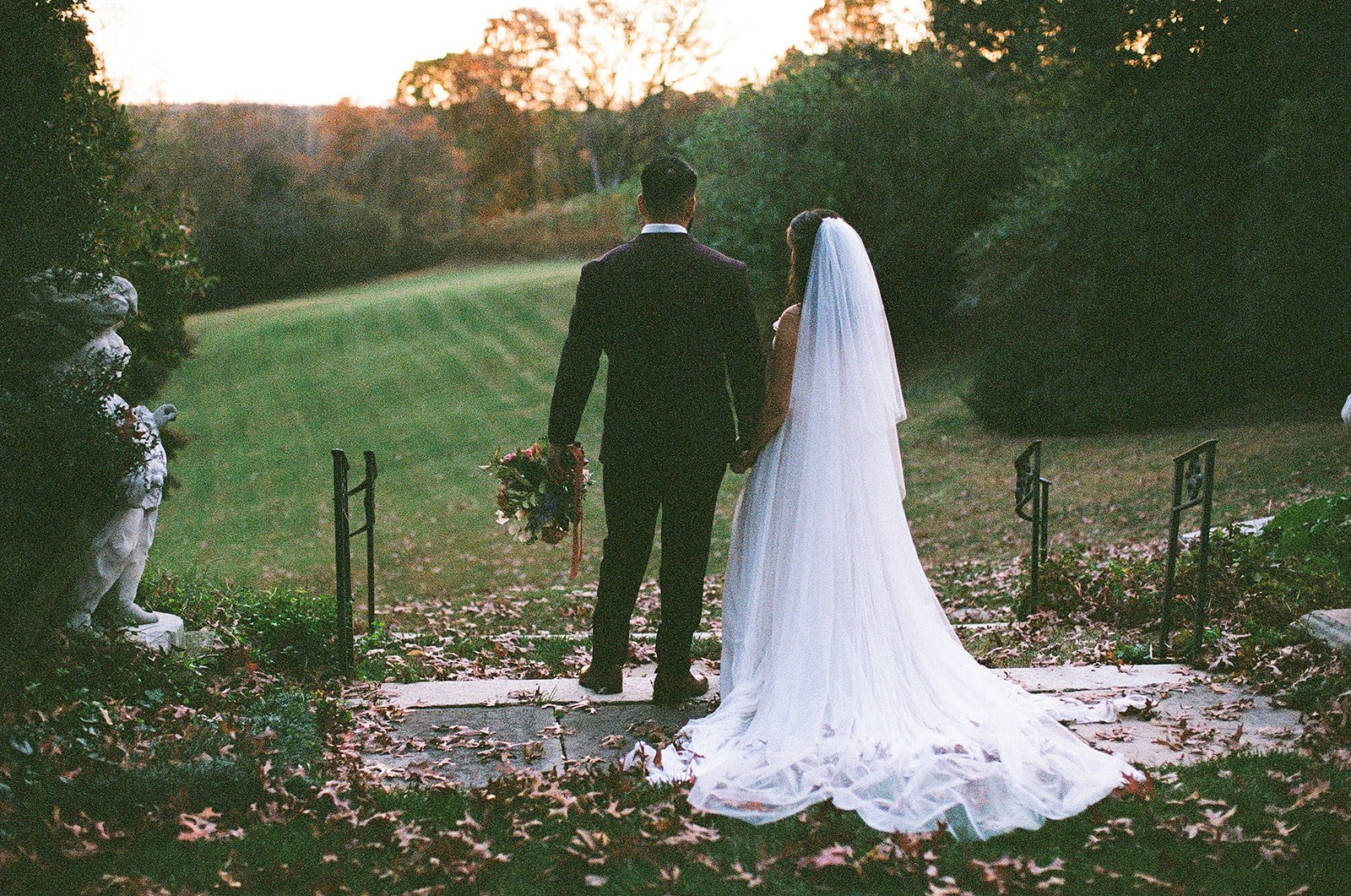 Nicole_Carlos_wedding_ridgeandramble-241209000315110016.jpg
