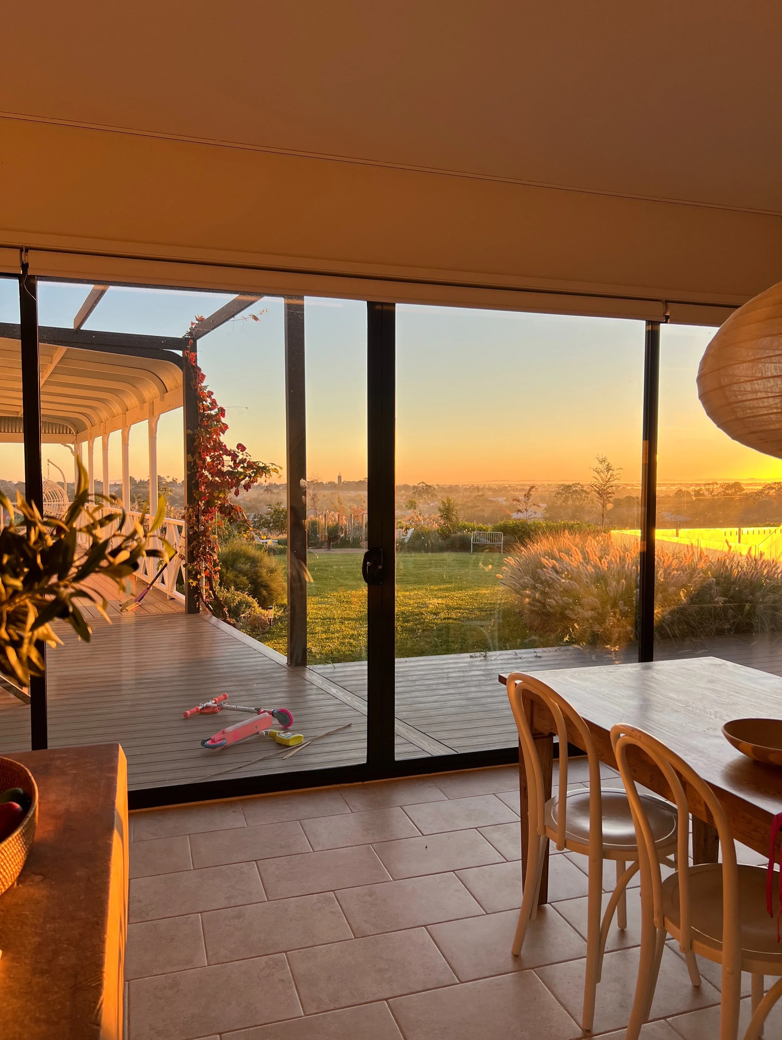Can&rsquo;t get sick of this view ☀️ We oriented the extension north/east to capture the morning sun and those incredible Rutherglen sunrises. 
Best way to start the day! Happy Saturday!
