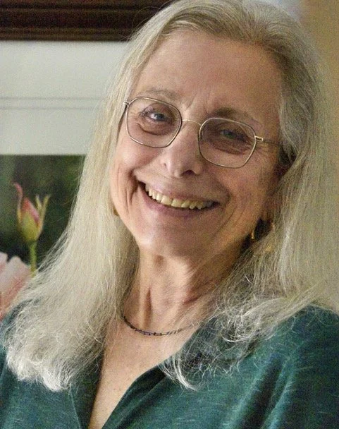 Alexis Lavine