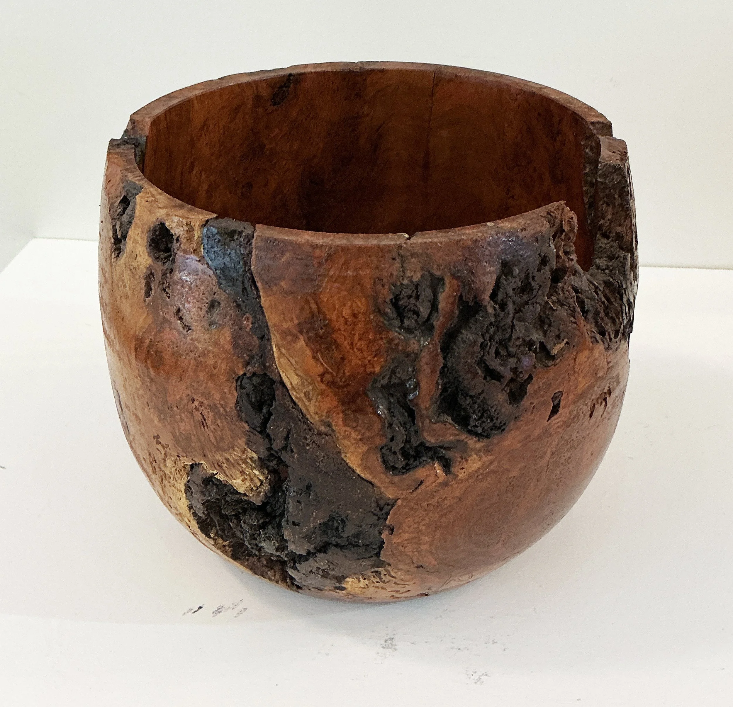 dave-macinnes-wood-cherry-burl-bowl.jpg