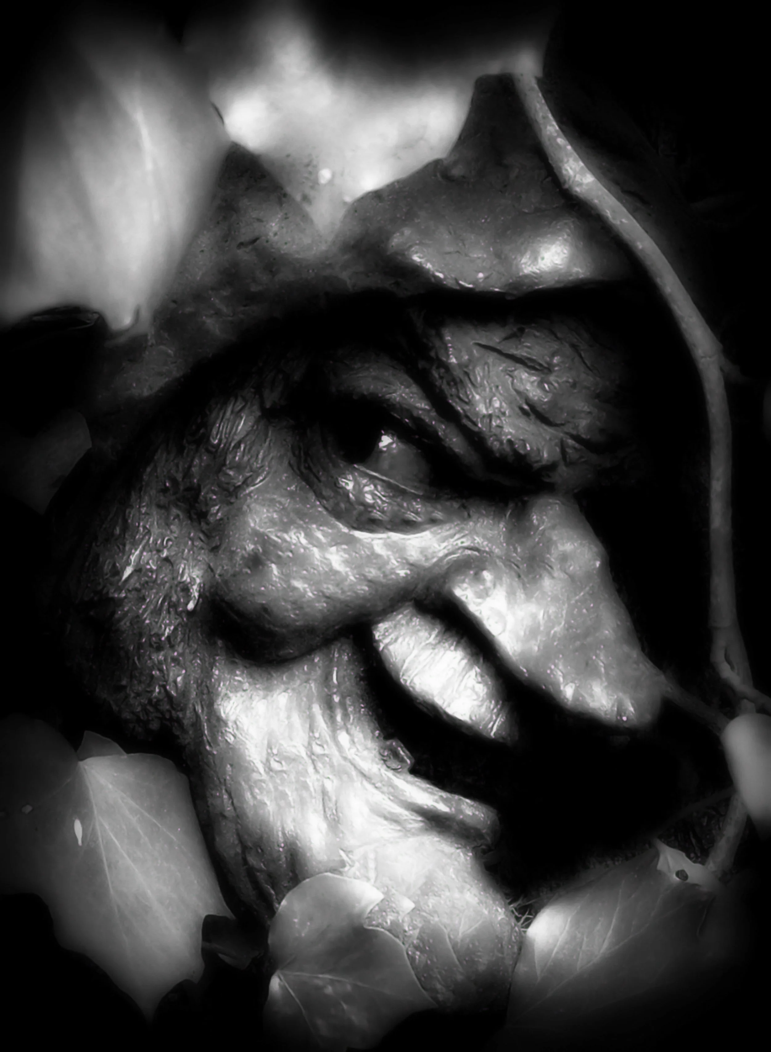 paul-nixon-wicked-witch-sculpted-cement-photography-2017jpg.jpg