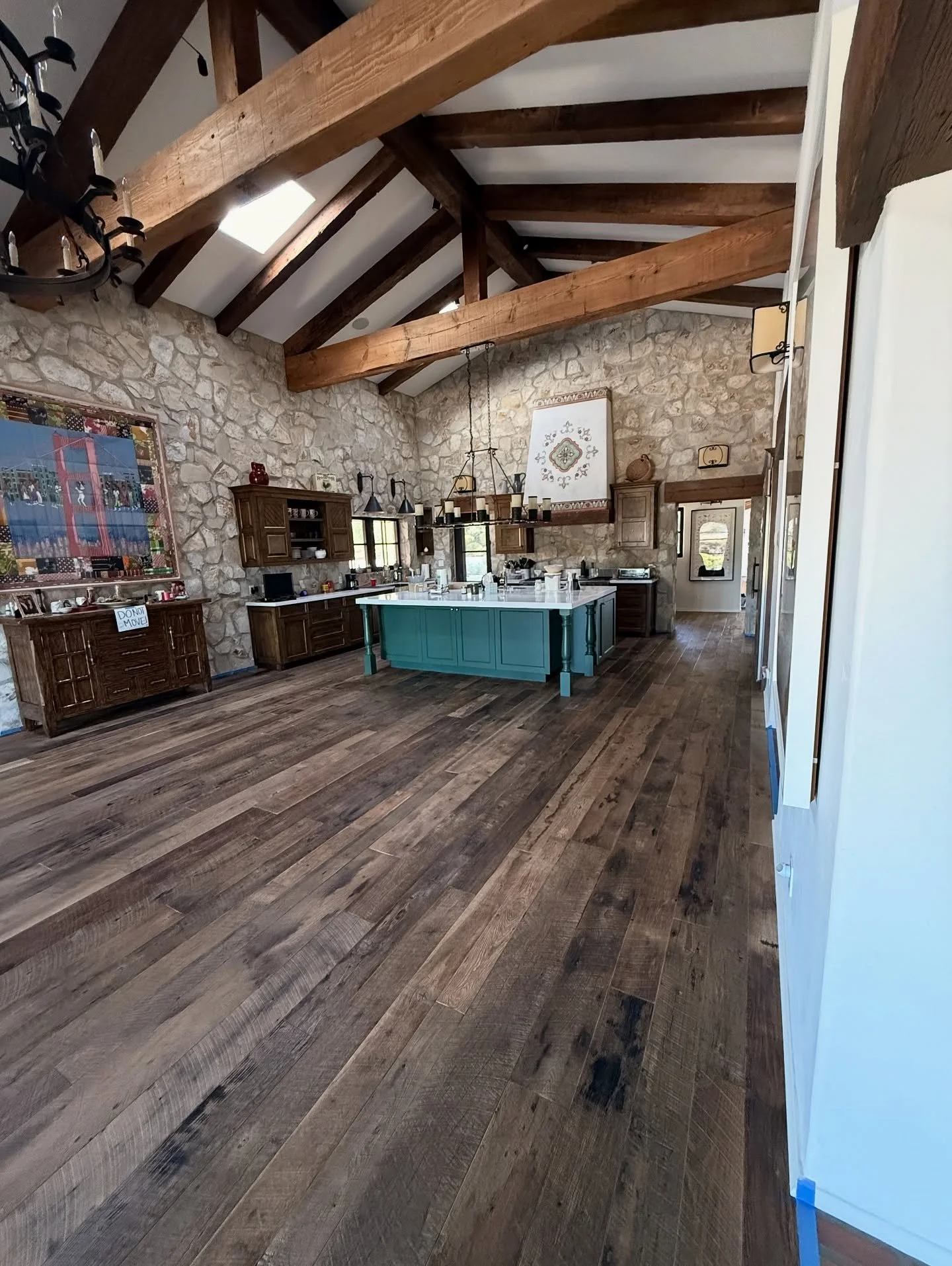 Such a beautiful Sunday in Rolling Hills ☀️ 
#beautiful #sunday #vibes #cali #socal #interiorinspo #fy #flooring #inspiration