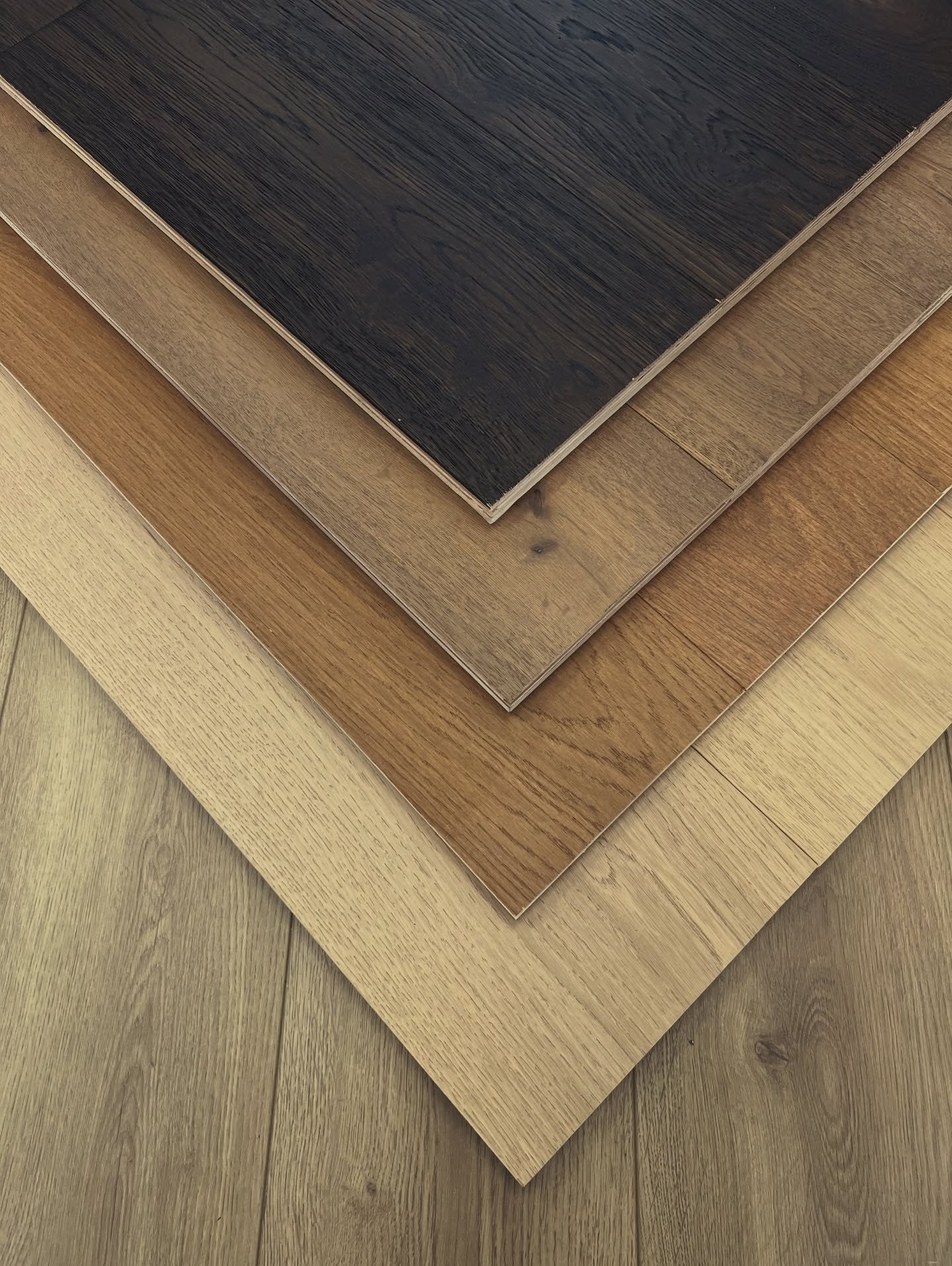 With so many choices on the market, you need a team who will help ease the decision making.
Let us curate a sample selection for you 🫶🏽
#professional #showroom #dreamhome #decisi&oacute;n #interiorinspo #contractor #flooring #homeimprovement #remod