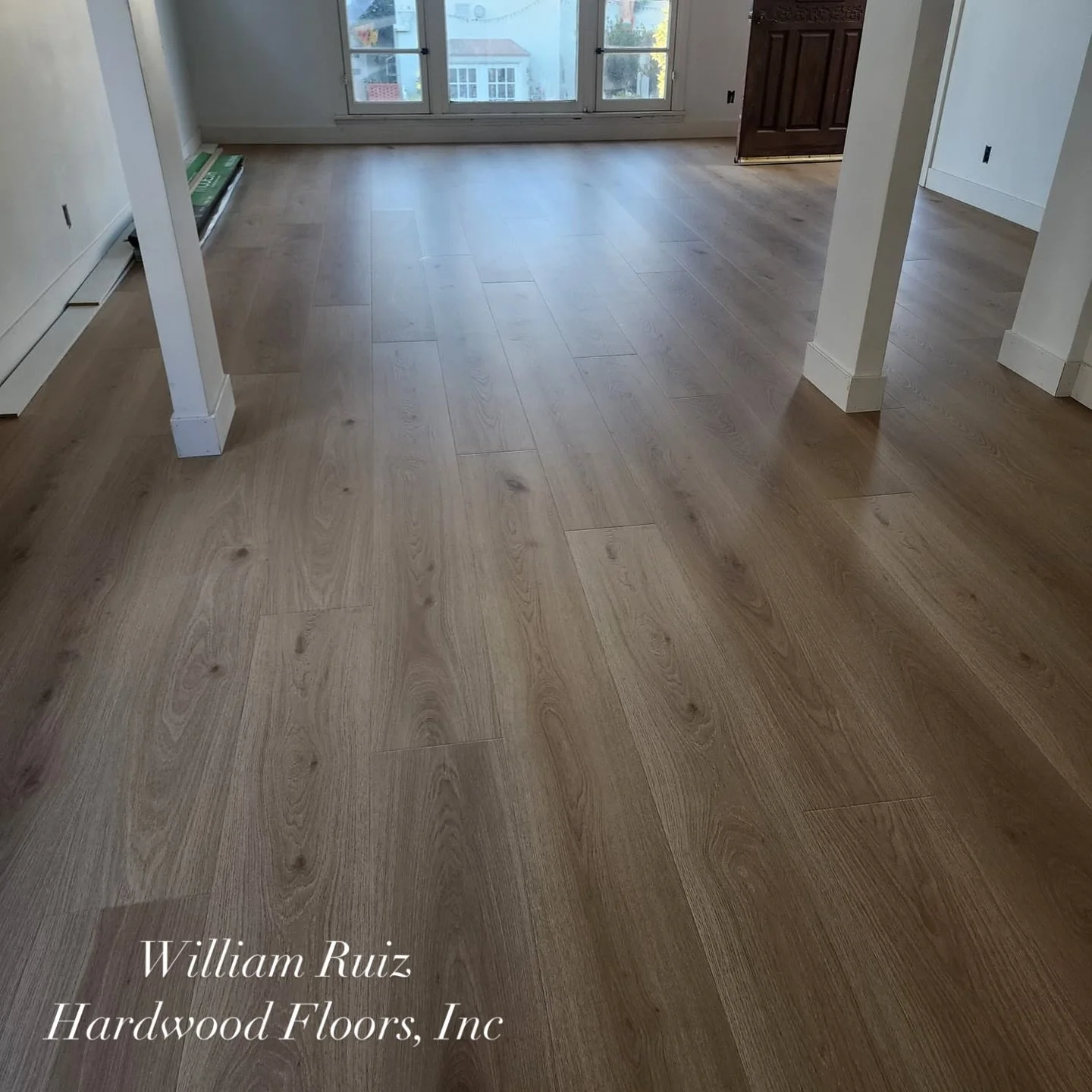 This color is truly beautiful. It&rsquo;s a heartbreaker 🫶🏽 
&bull;
Provenza Floors- Modessa waterproof laminate floor - color: Heartbreaker 14mm with a 2mm XPS underlayment attached
@provenzafloors 
&bull;
The Provenza MaxCore&trade; Luxury Lamina