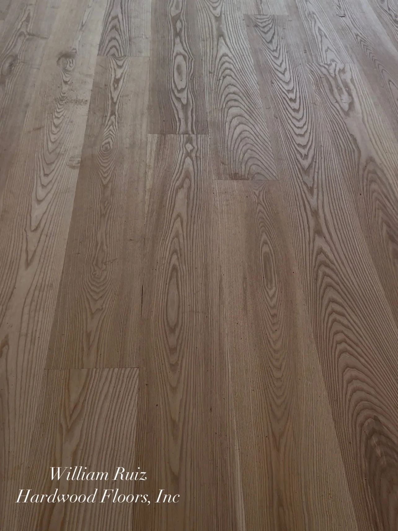 ✨ CURRENT PROJECT SPOTLIGHT ✨
📐 3,000 sq ft of Ash hardwood flooring&mdash;installed to last

Ash hardwood is one of those quietly elite wood species that doesn&rsquo;t get enough hype, so let&rsquo;s fix that 👇

🌳 Why Ash Hardwood?
&bull; Strong 