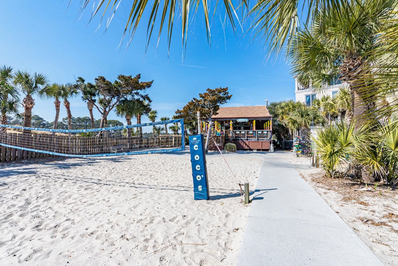 When your vacation comes with THIS many amenities, leaving the resort isn&rsquo;t required. Hilton Head Resort everything:

🌊 2 outdoor + 1 indoor pool
🏖️ Direct beach path access
🎾 Tennis courts
🎮 Game room &amp; fitness center 
🏃🏼 Sauna, indo