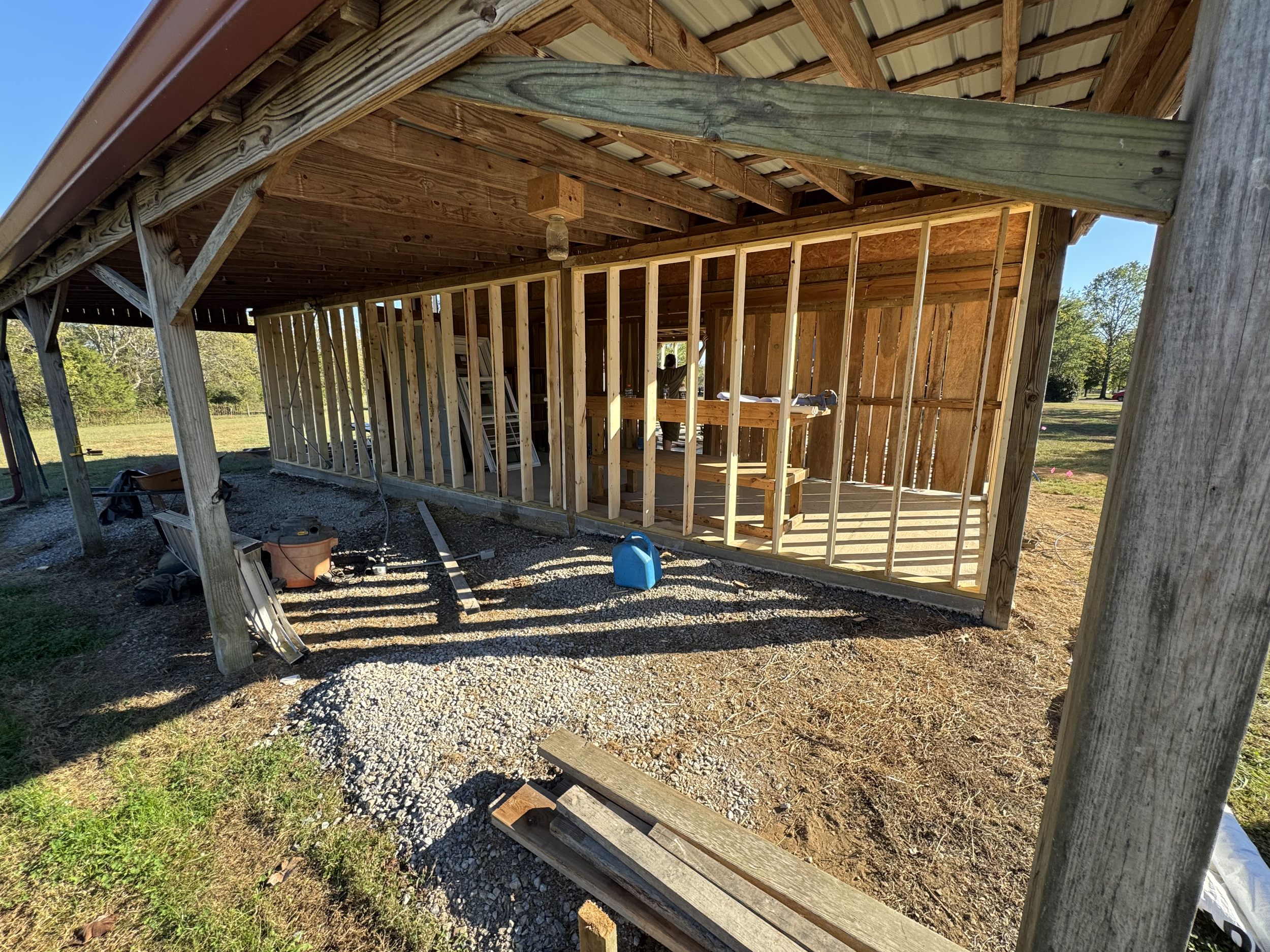 BeHome - Barn Framing 15.png