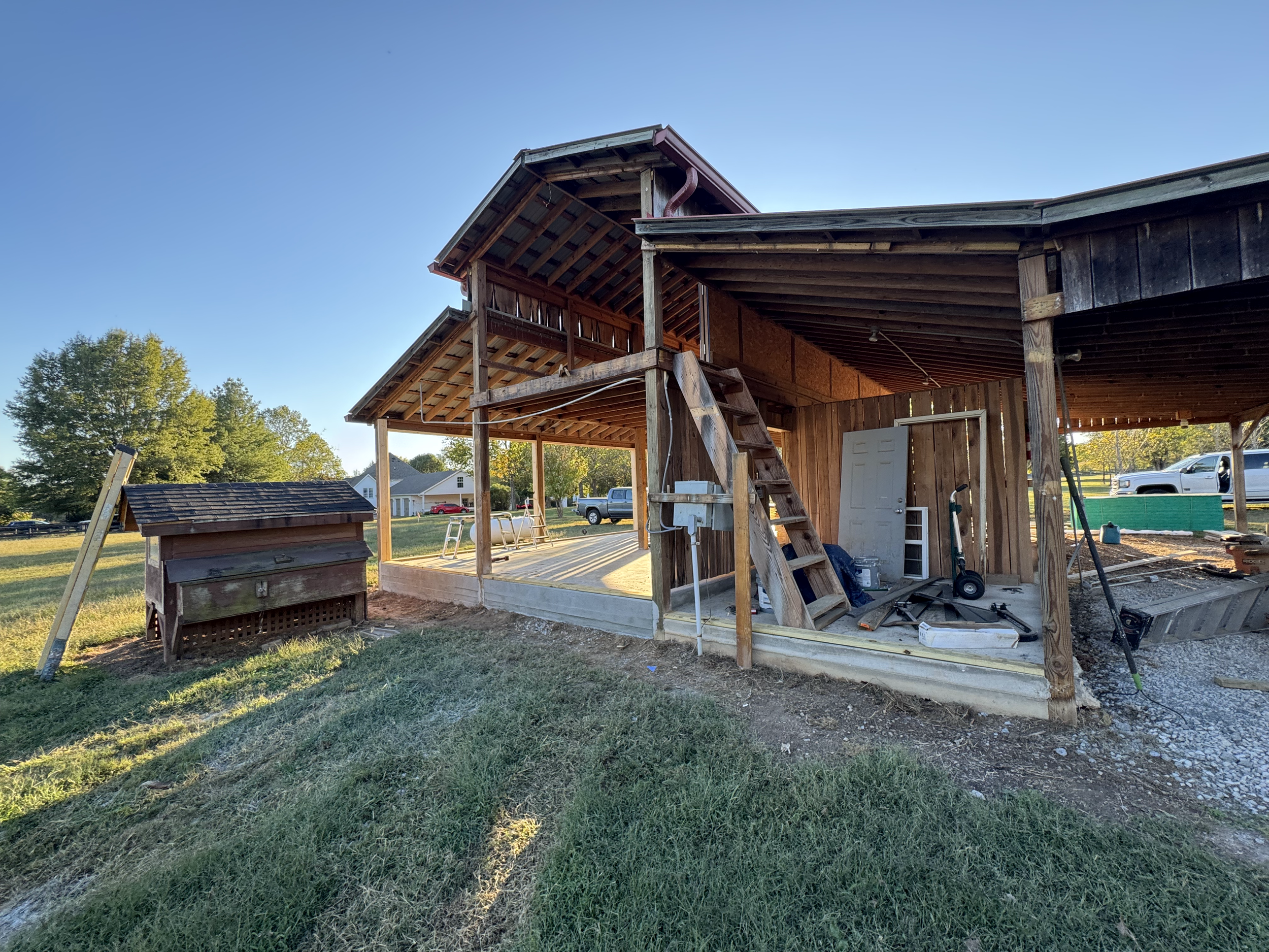 BeHome - Barn Framing 4.png