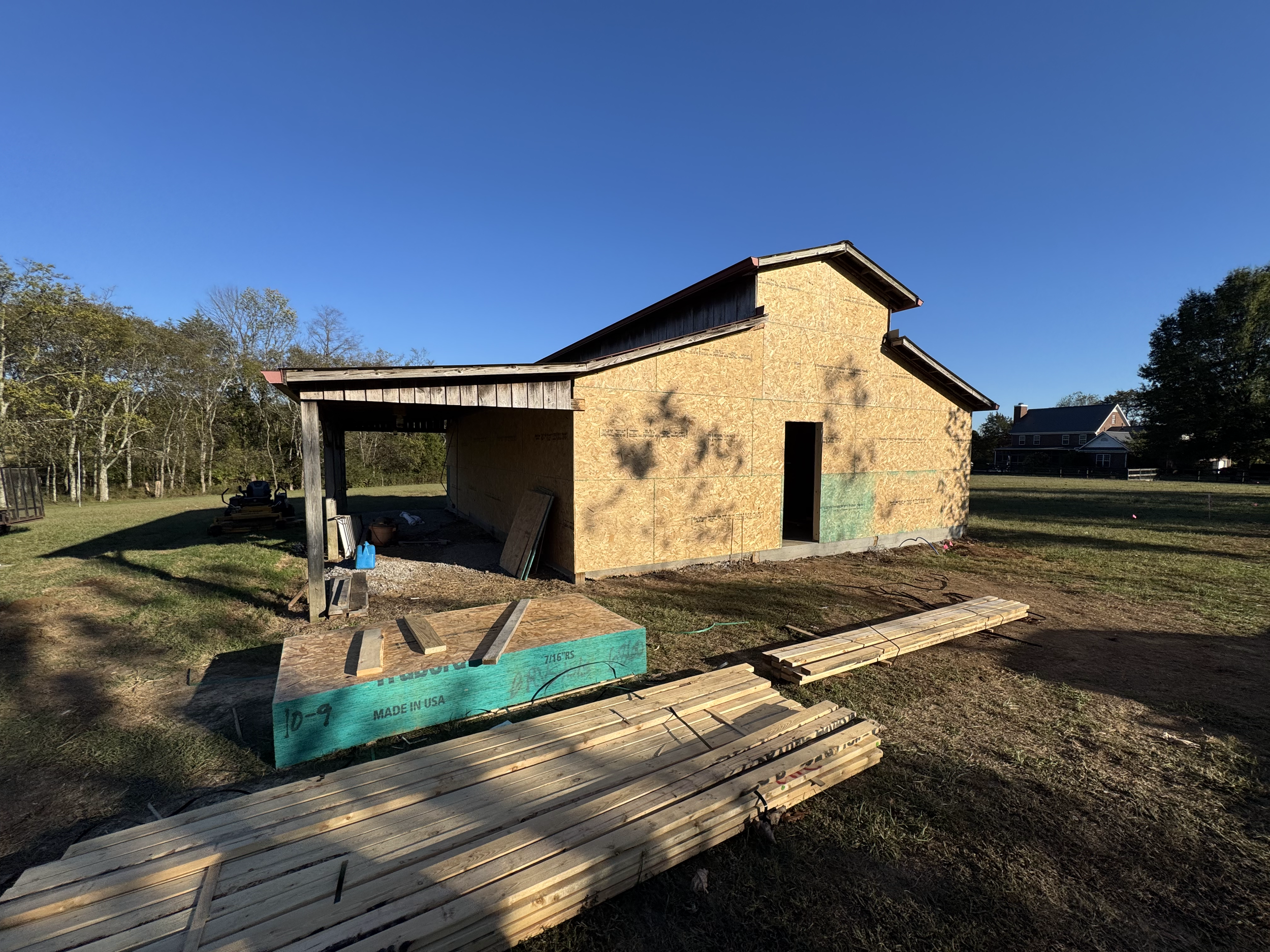 BeHome - Barn Sheathing 14.png