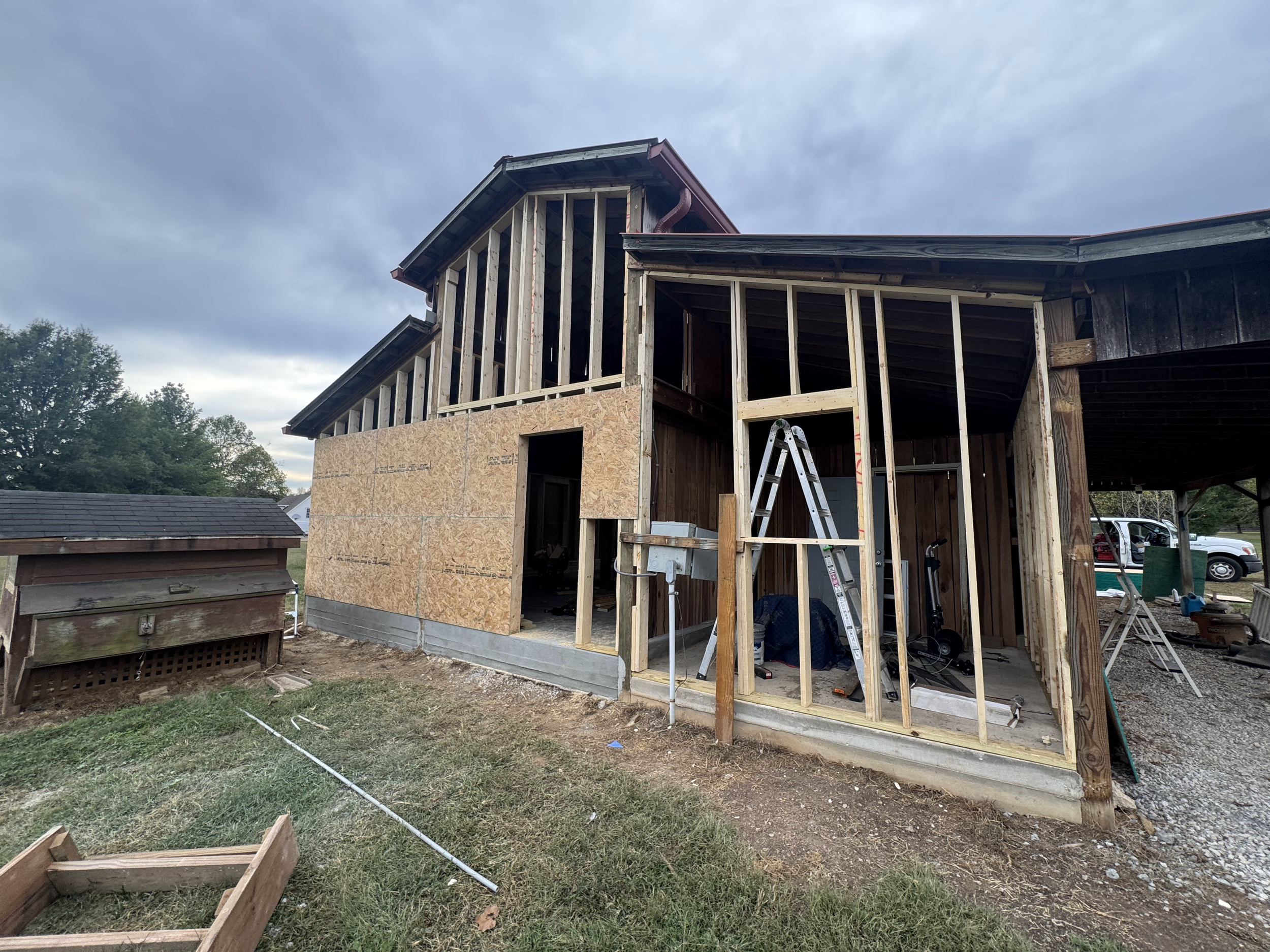 BeHome - Barn Sheathing 5.png