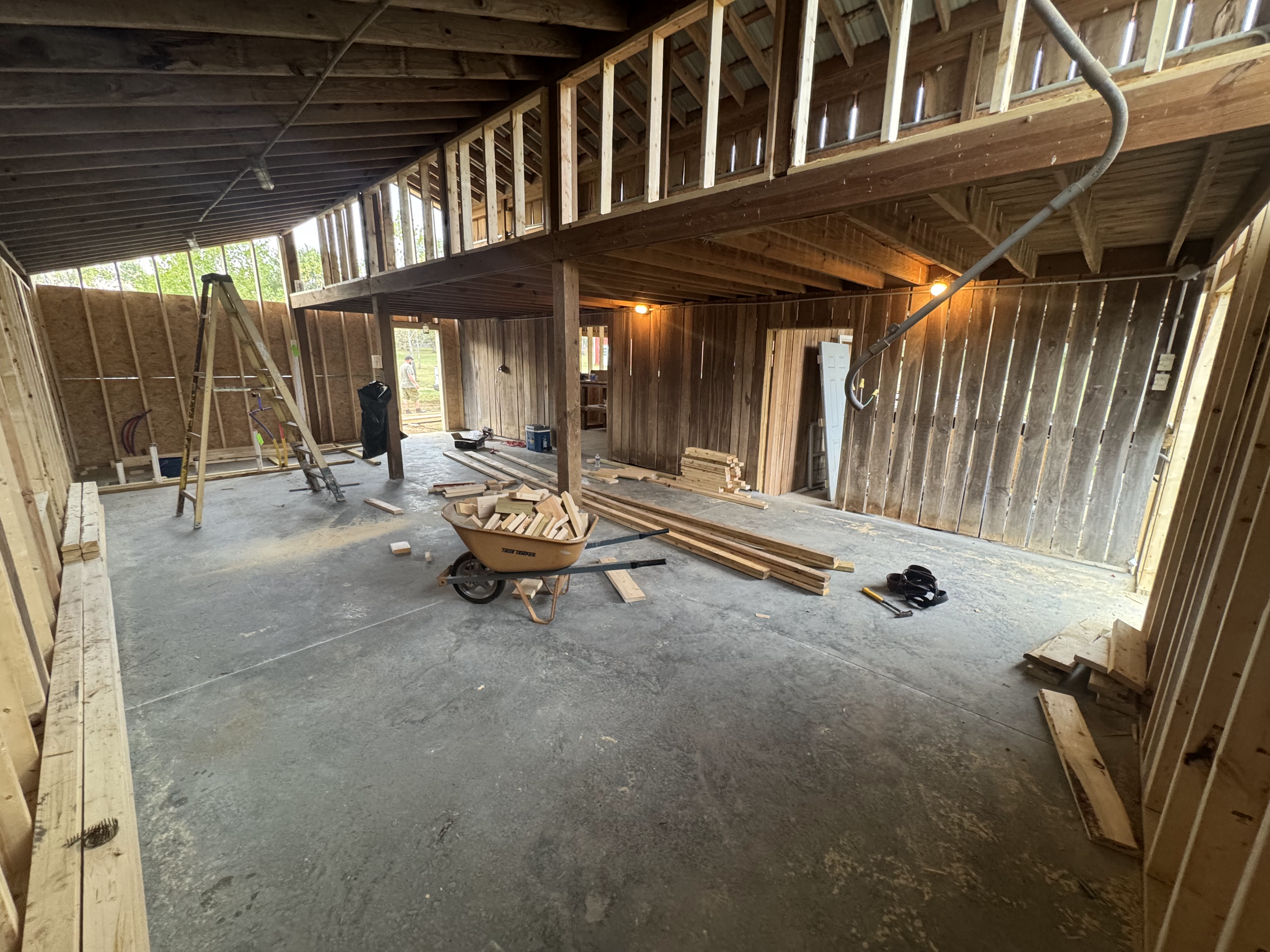 BeHome - Barn Sheathing 11.png