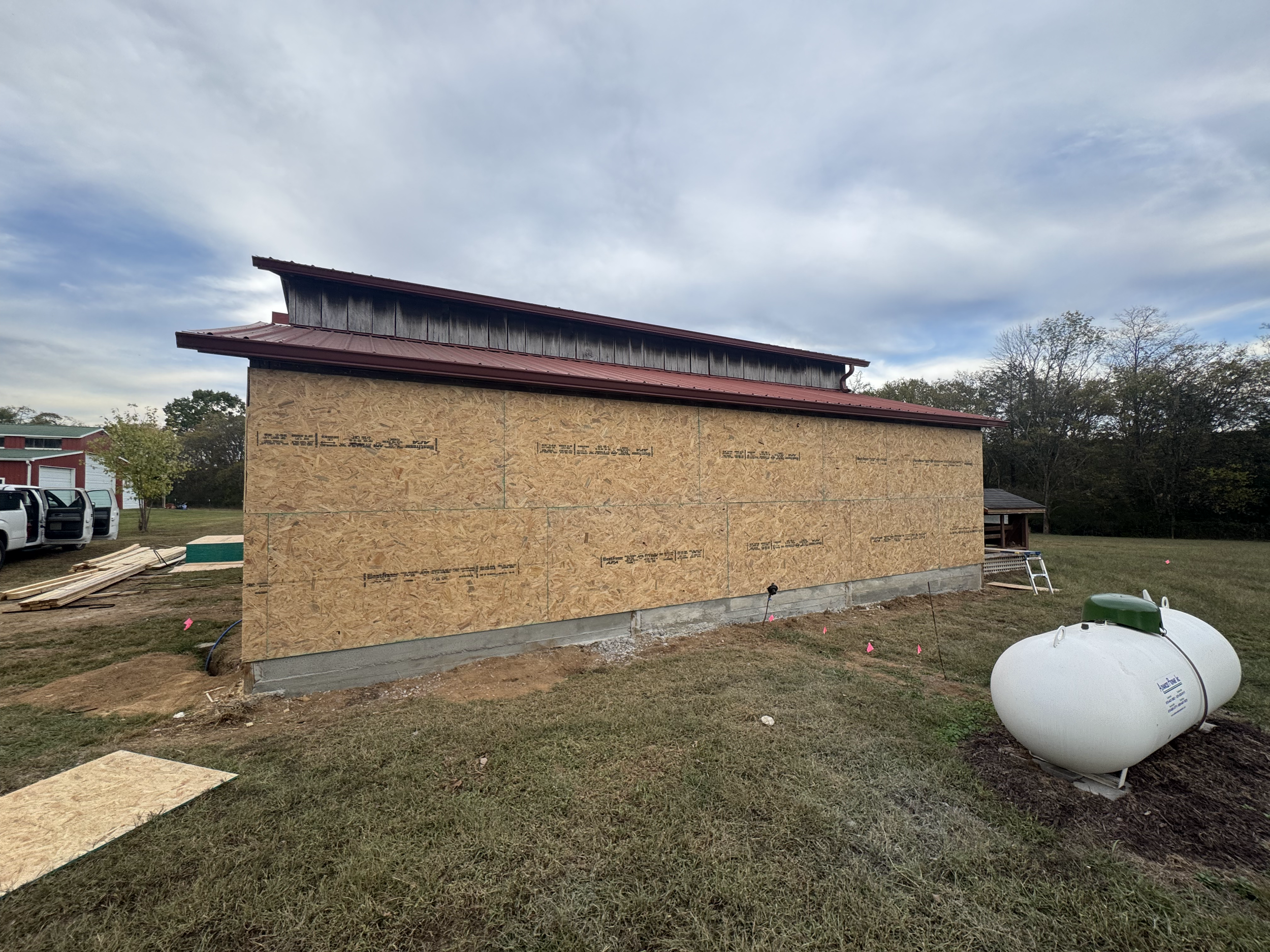 BeHome - Barn Sheathing 3.png