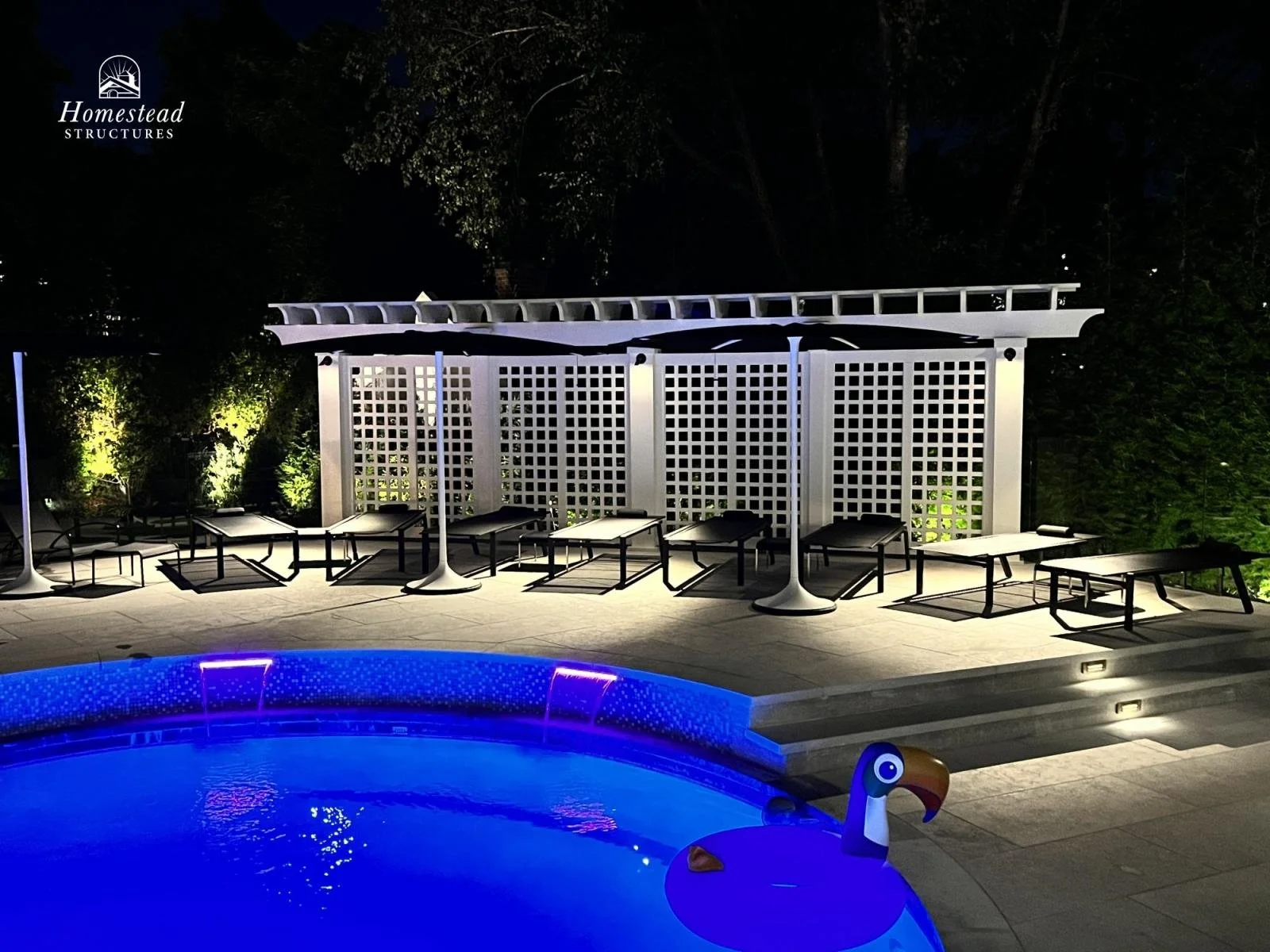 3x26 Somerset PVC Pergola with Lattice Privacy Wall (2).jpg