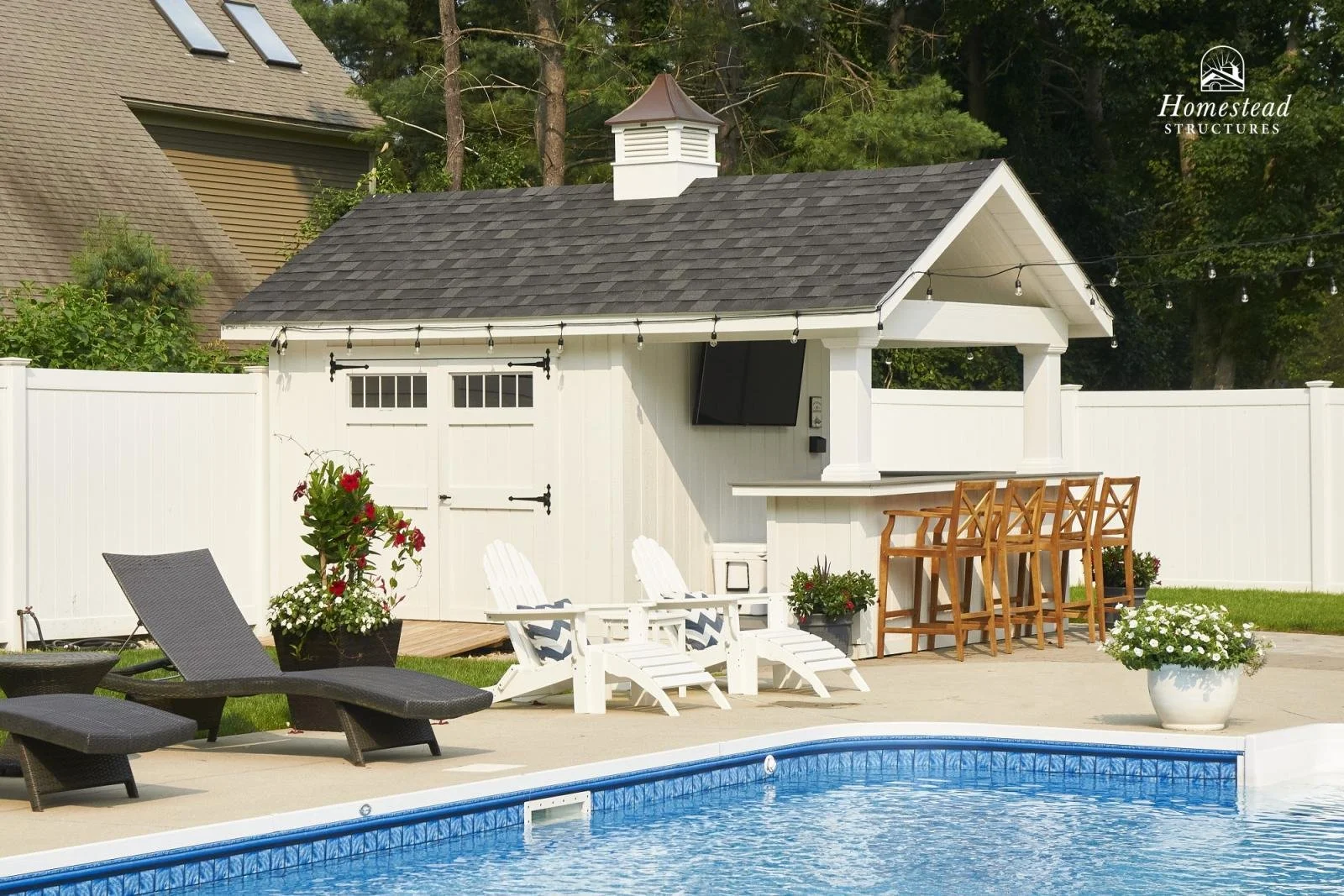 10x16 Siesta Poolside Bar