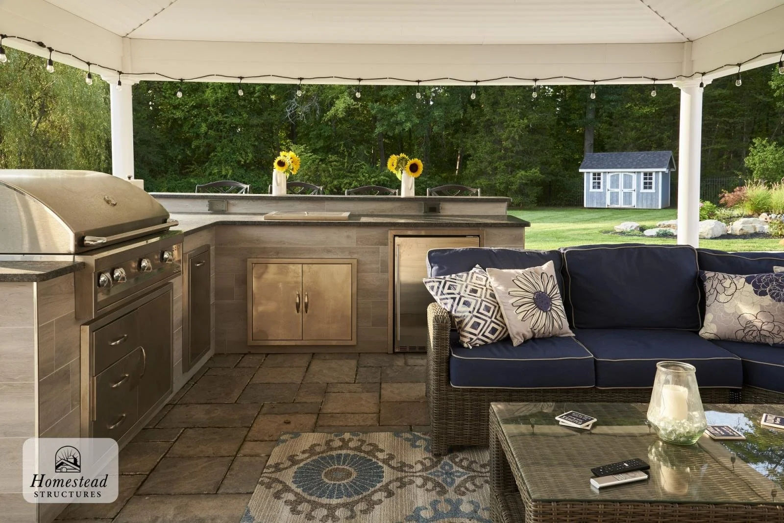 20x20 Vintage Pavilion w/outdoor kitchen